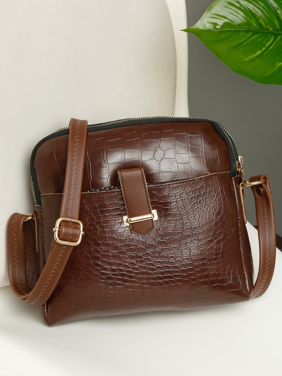 

Apsis Textured Structured Sling Bag, Brown