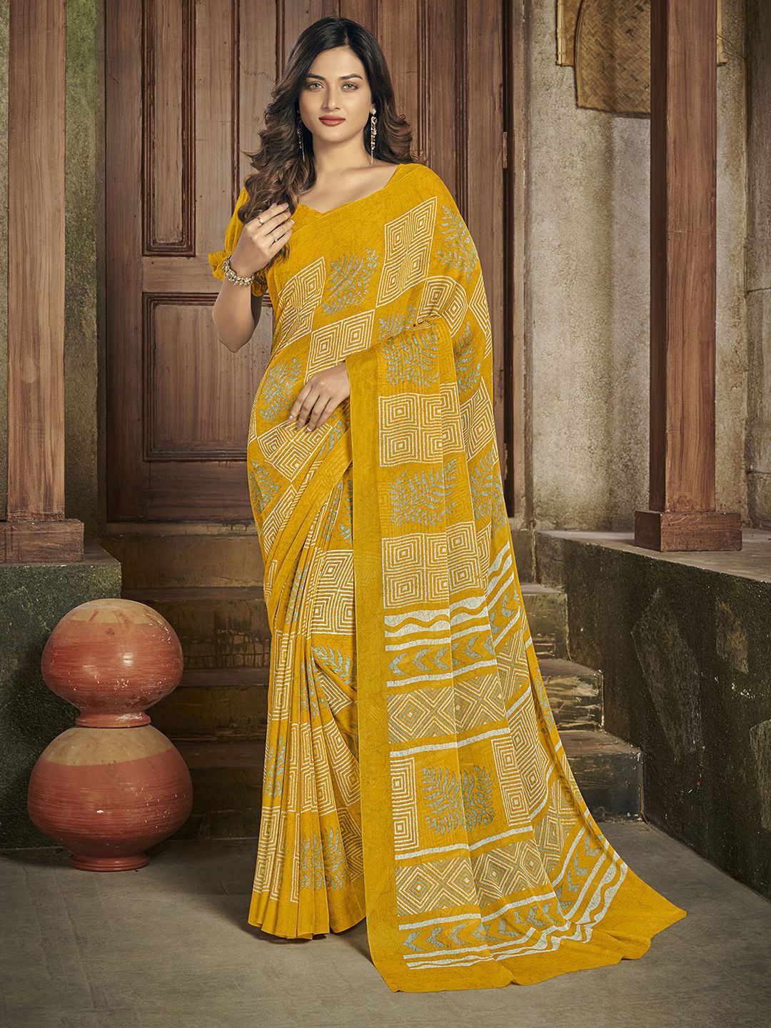 

Satrani Geometric Printed Saree, Yellow