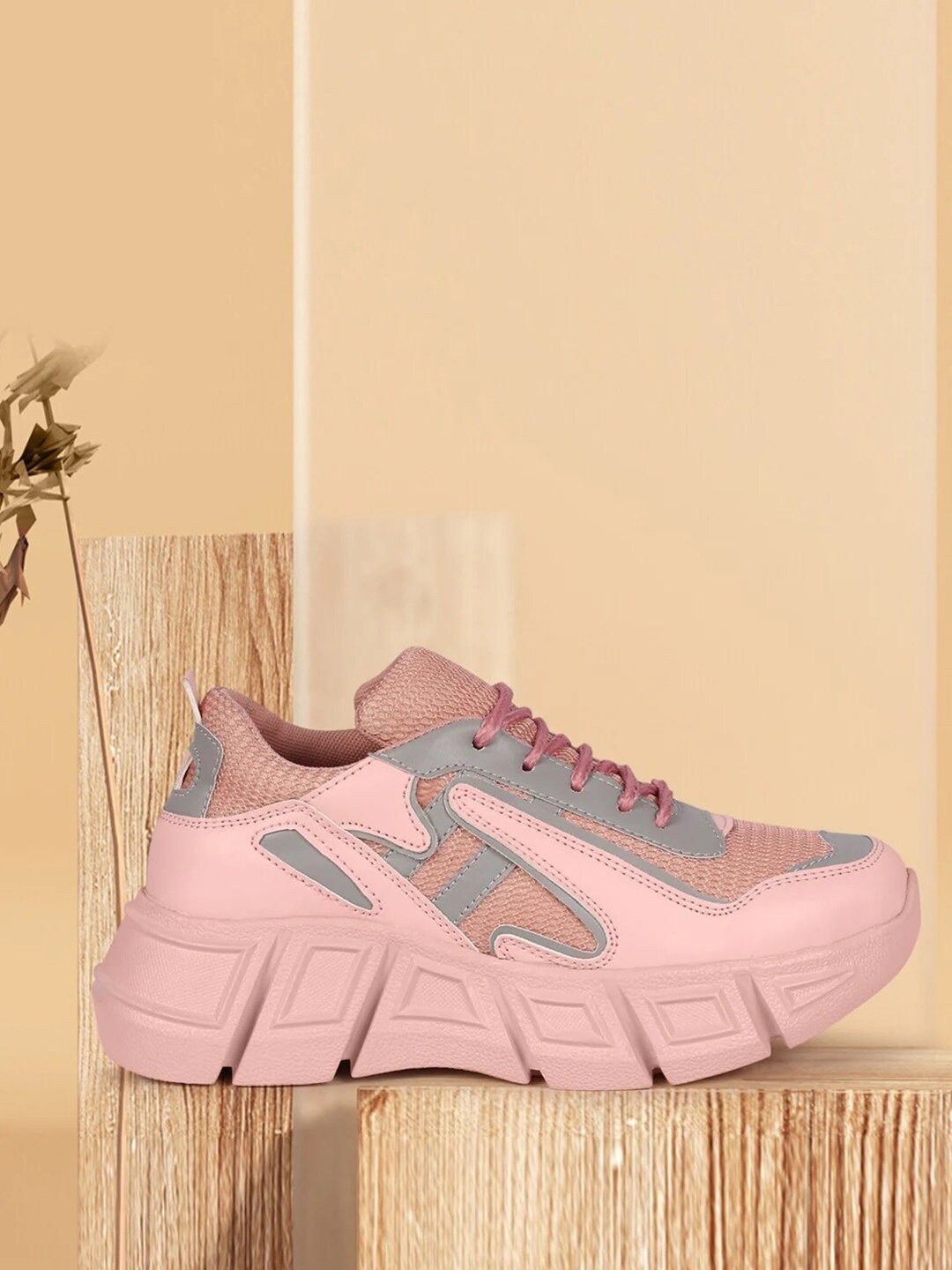 

Alishtezia Women Walking Air Max Non-Marking Lace-Up Sports Shoes, Pink