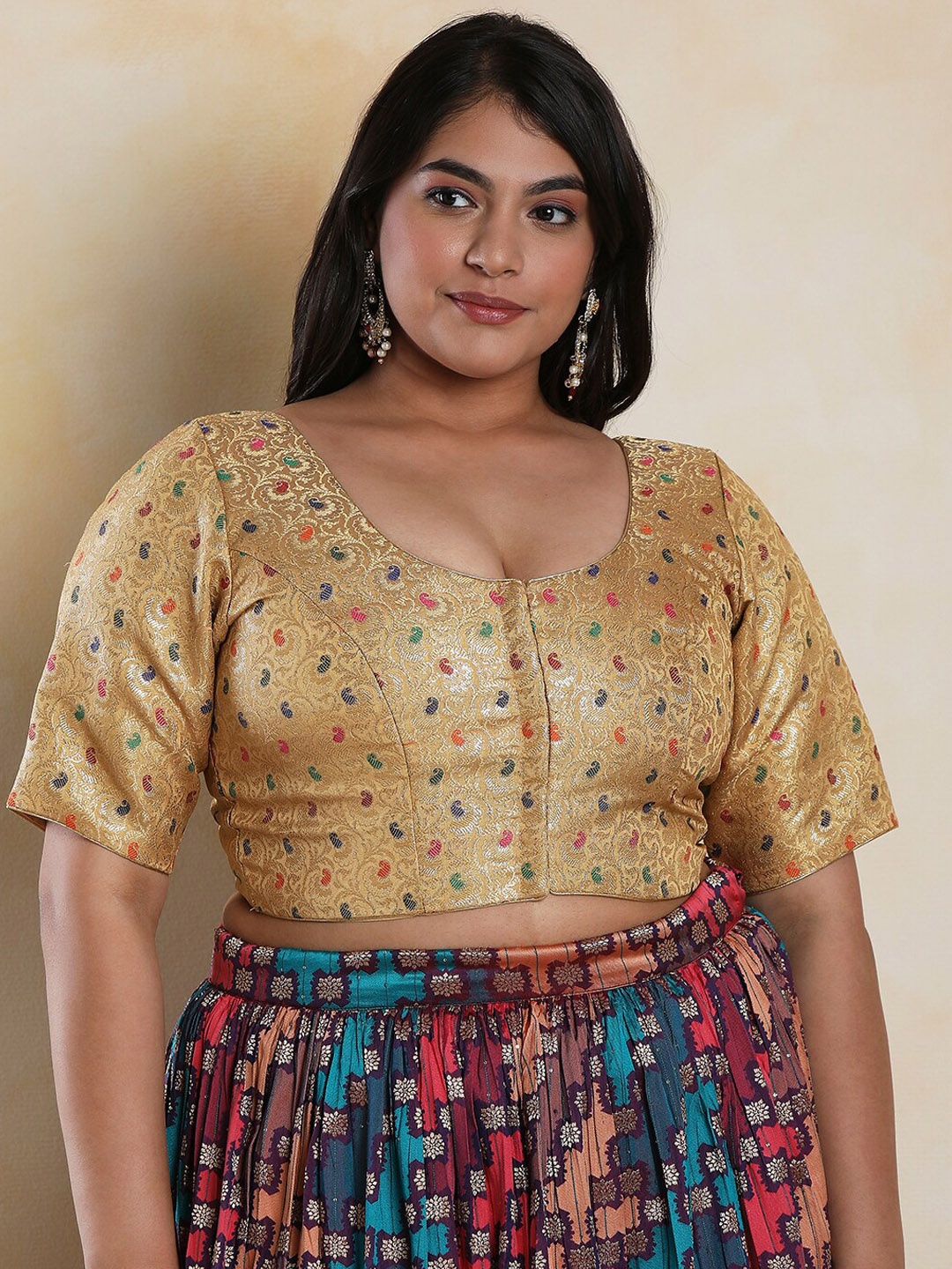 

SALWAR STUDIO Round Toe Woven Design Brocade Saree Blouse With Tie-Ups, Gold