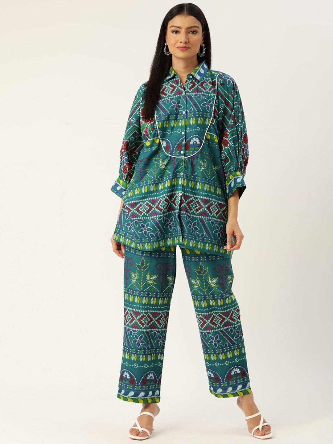 

Sangria Printed Pure Cotton Puff Sleeves Shirt with Palazzos Co-Ords, Green