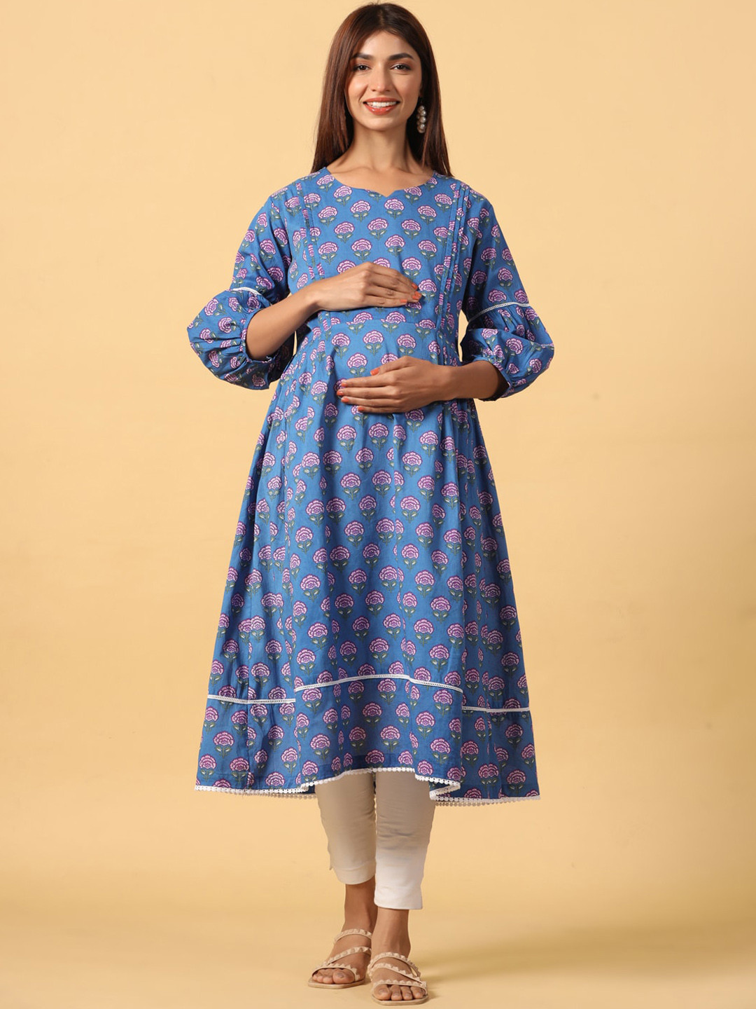 

Ikk Kudi by Seerat Floral Printed Puff Sleeves Anarkali Maternity Cotton Kurta, Blue