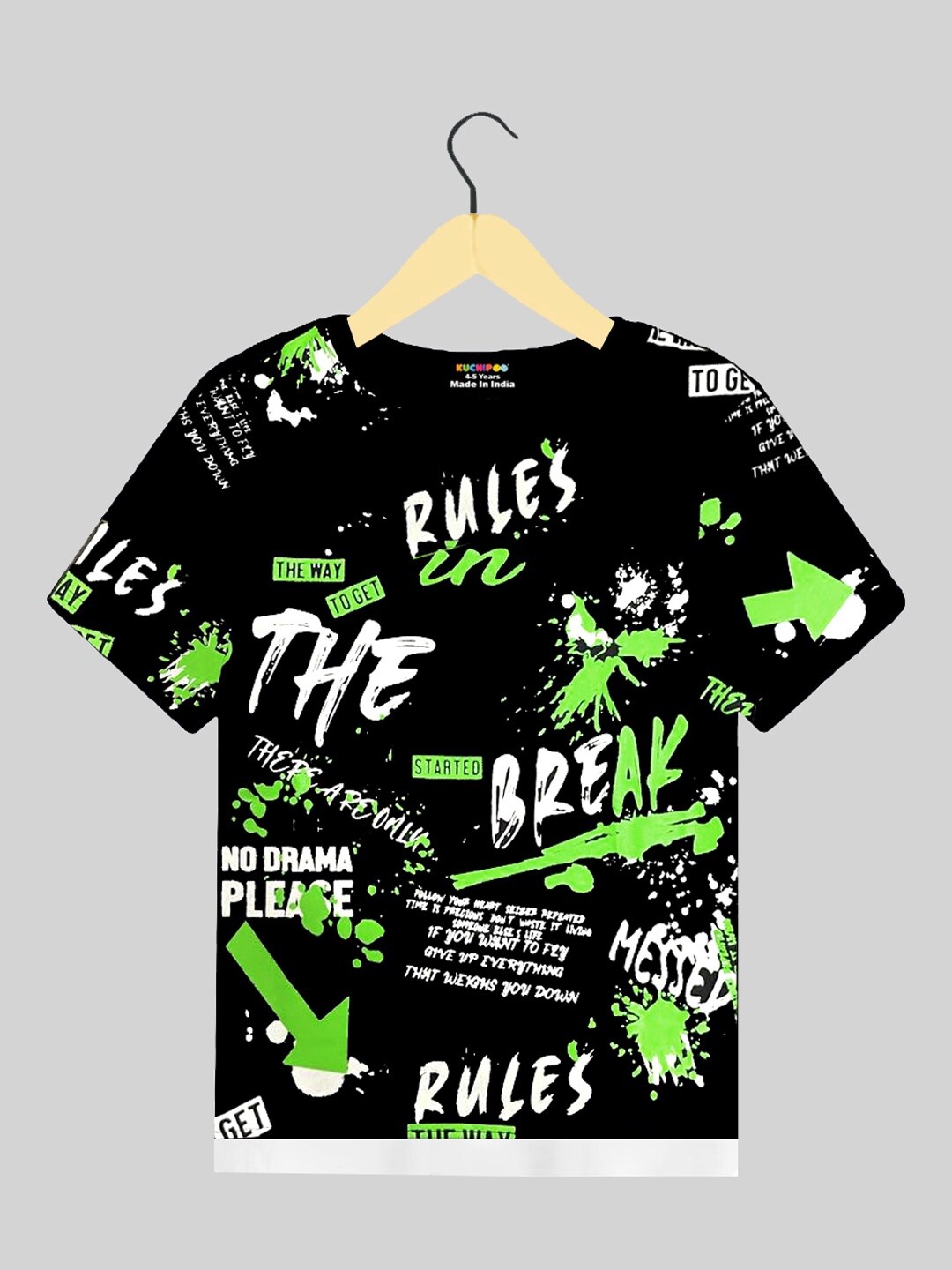 

KUCHIPOO Boys Typography Printed T-shirt, Black
