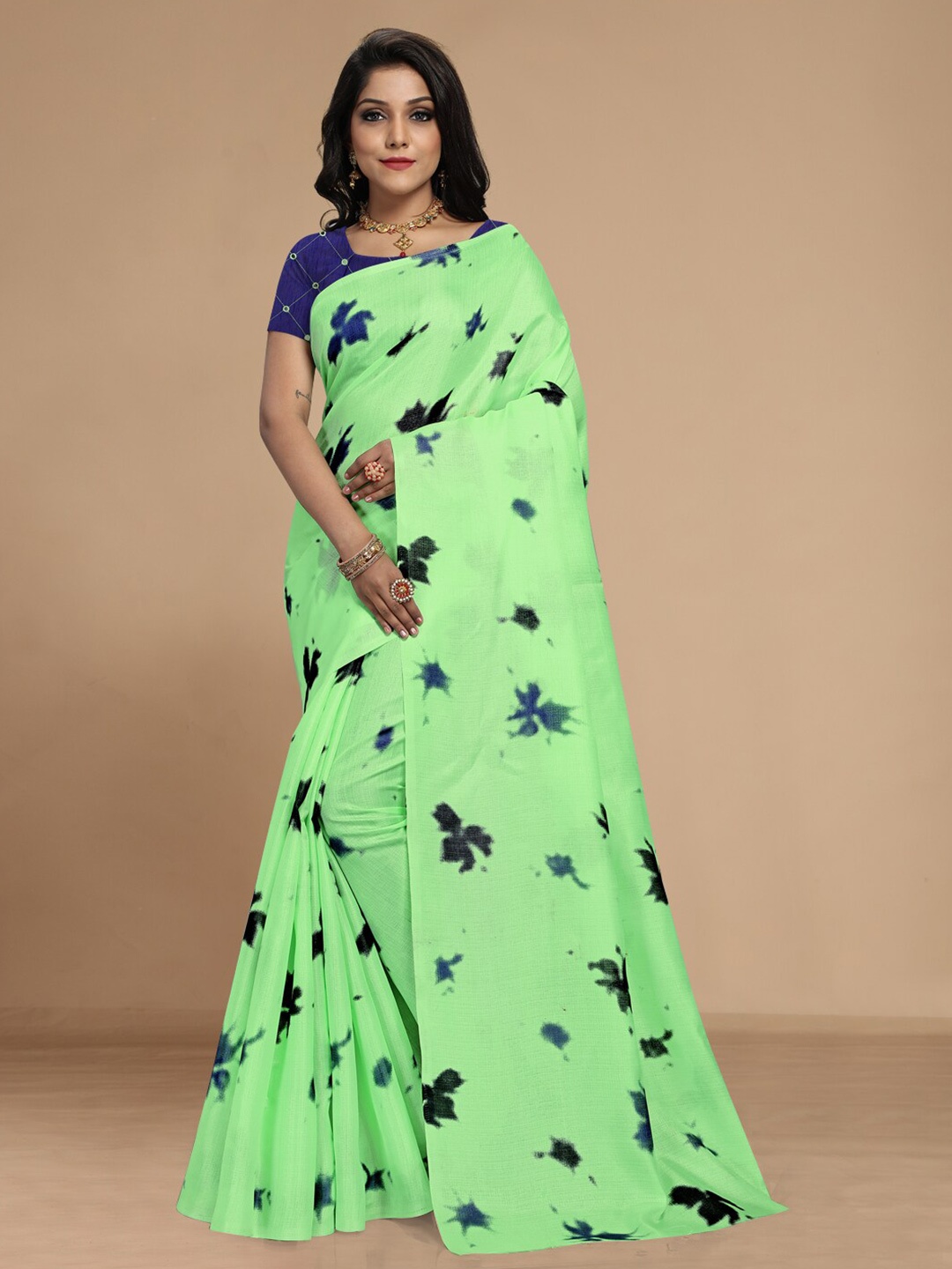 

KALINI Abstract Printed Saree, Green