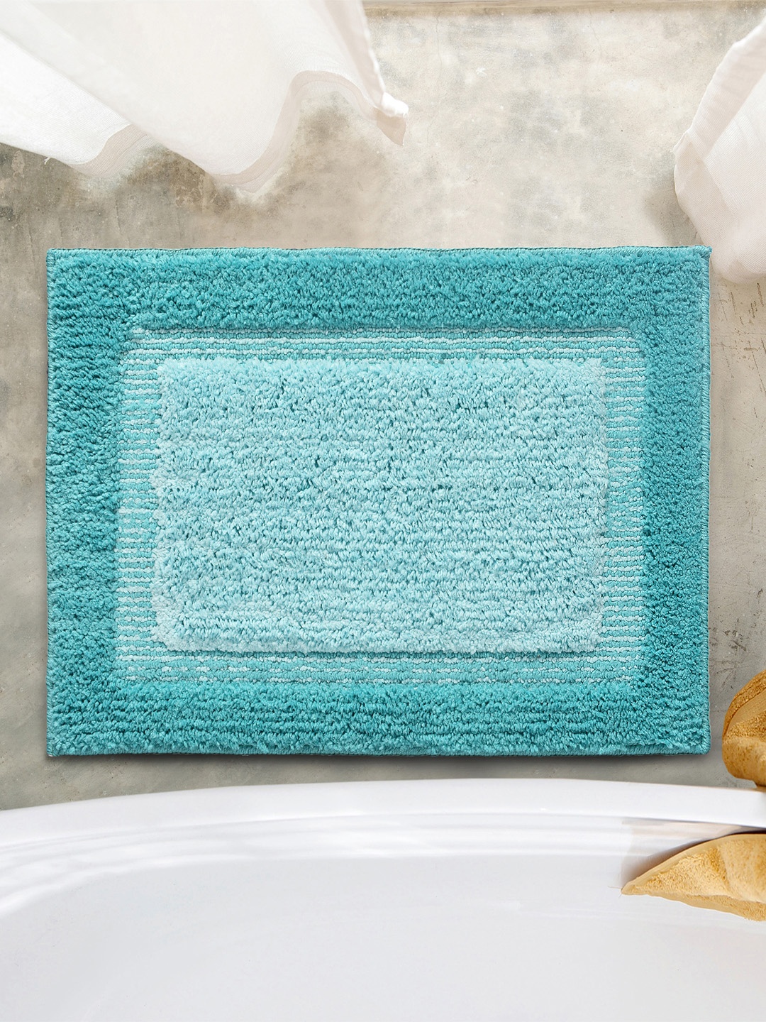 

Saral Home Green Textured Bath-Door Mat