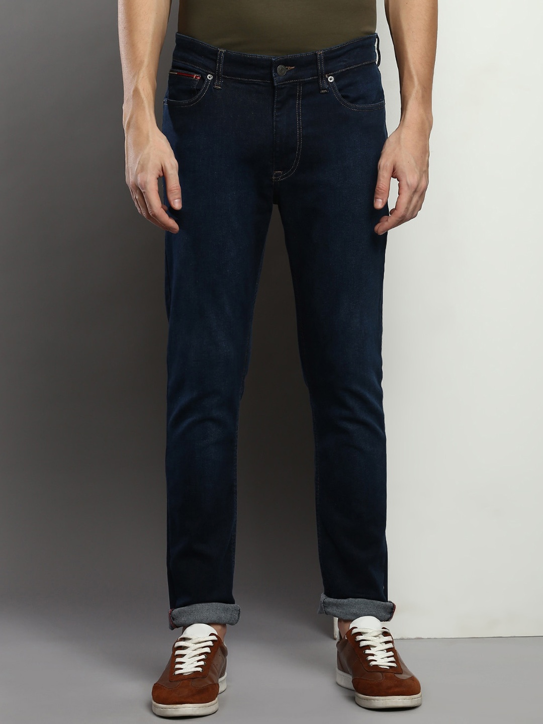 

Tommy Hilfiger Men Skinny Fit Mid-Rise No Fade Jeans, Navy blue