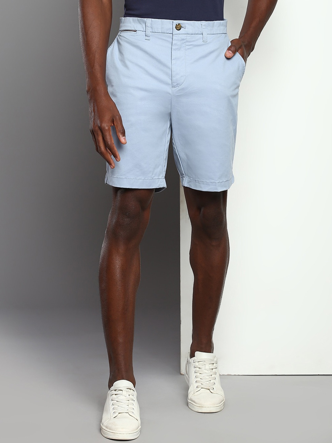 

Tommy Hilfiger Men Mid-Rise Pure Cotton Chino Shorts, Blue