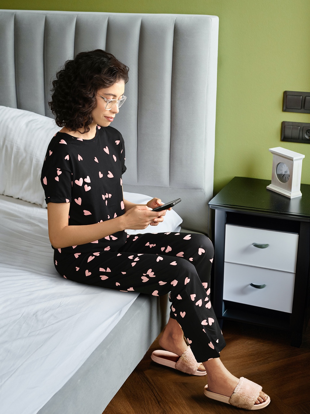 

Marks & Spencer Conversational Printed Pure Cotton Night Suit, Black