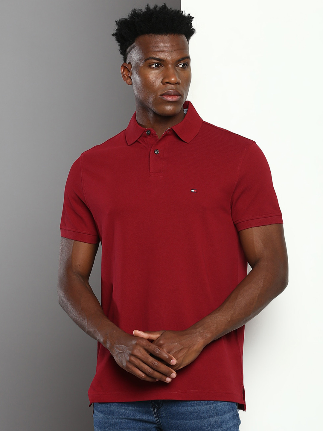 

Tommy Hilfiger Men Polo Collar Regular Fit T-shirt, Maroon