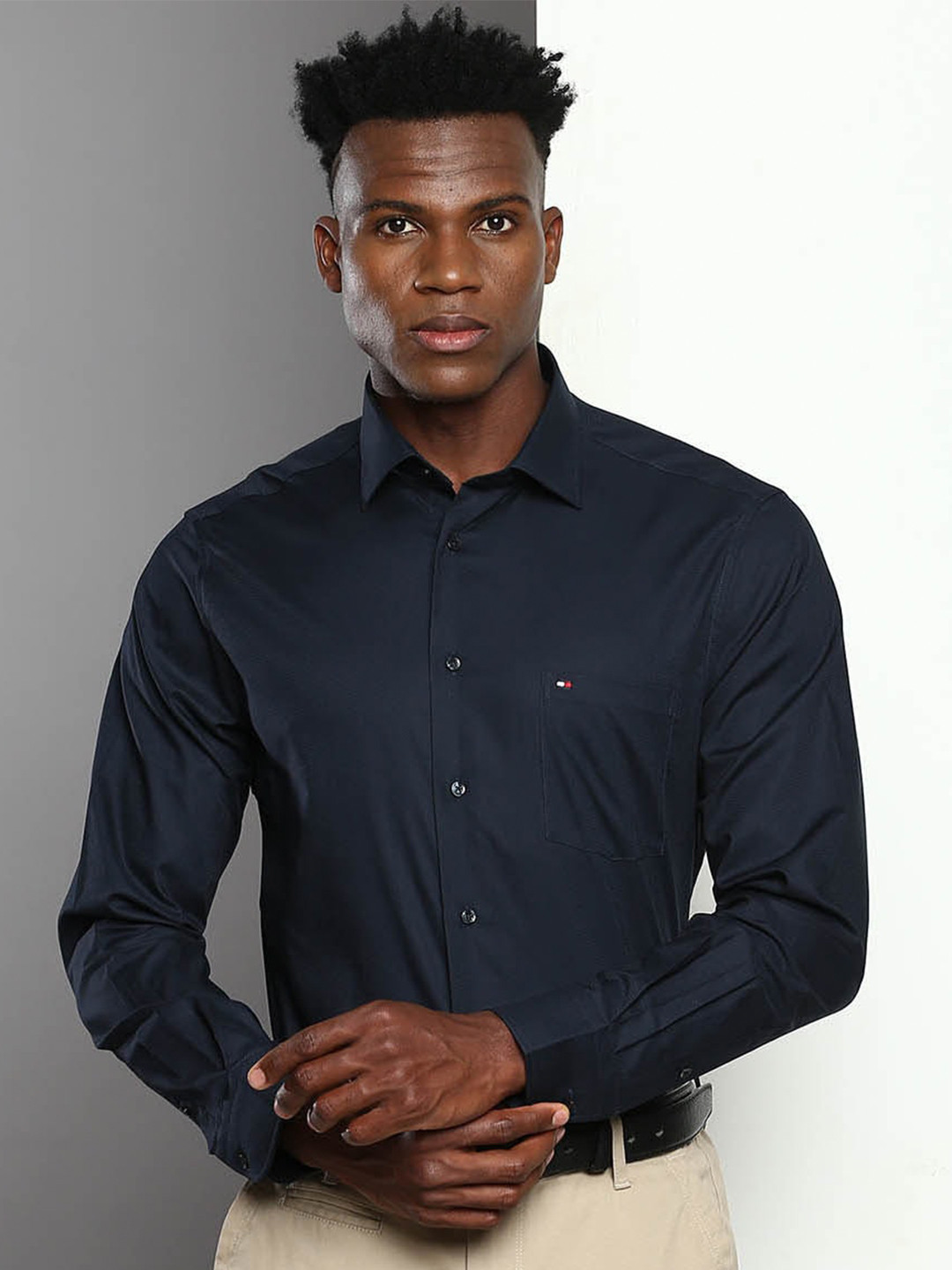

Tommy Hilfiger Regular Fit Pure Cotton Formal Shirt, Navy blue