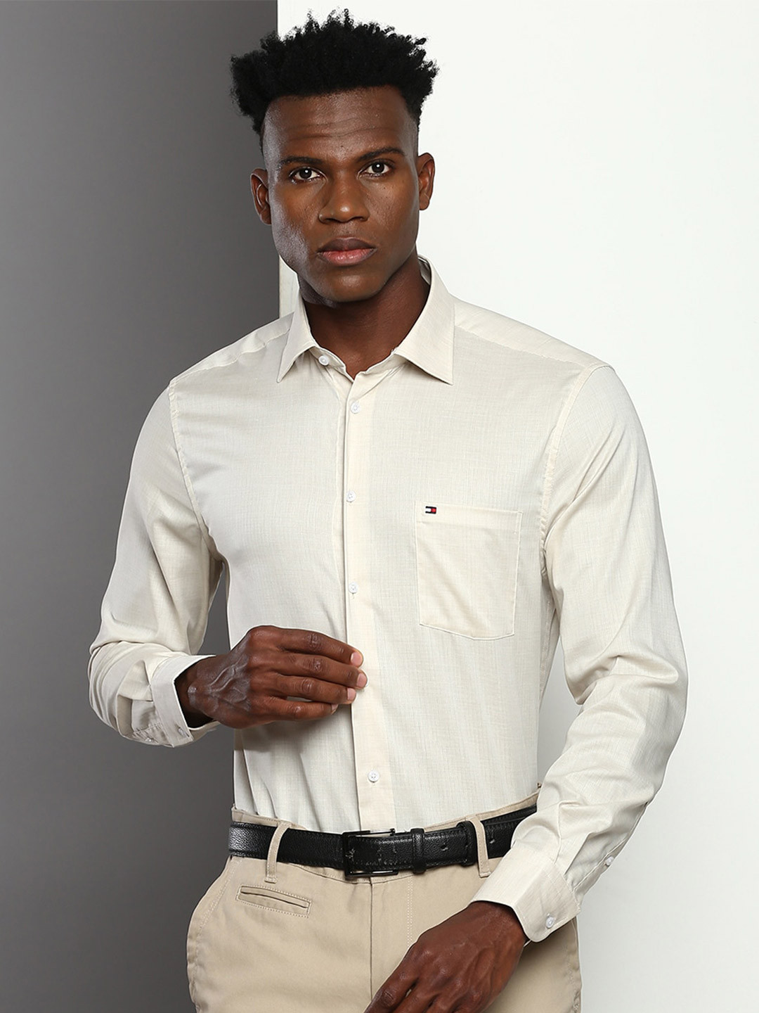 

Tommy Hilfiger Regular Fit Pure Cotton Formal Shirt, Beige