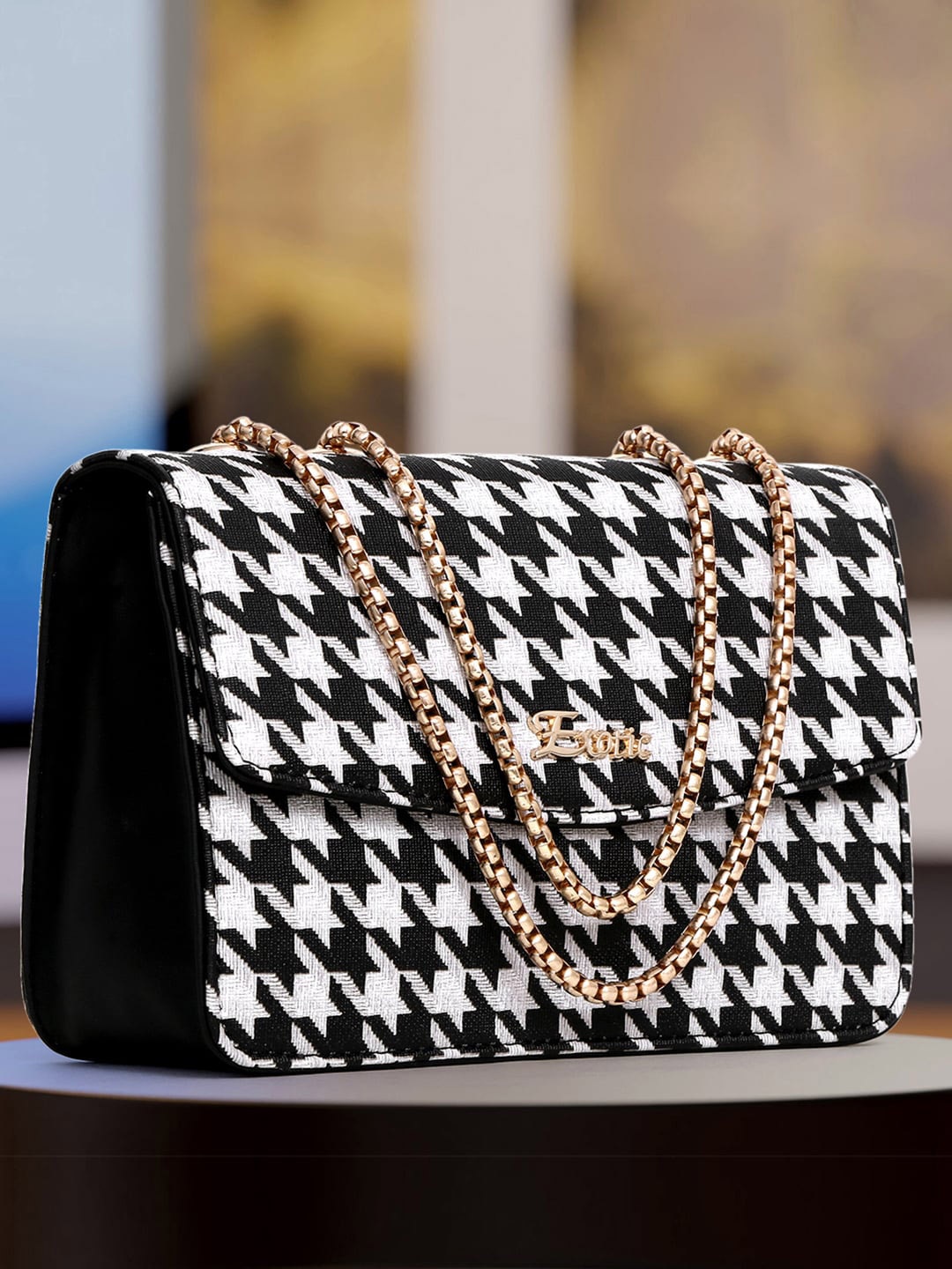 

Exotic Printed PU Water Resistant Structured Sling Bag, Black