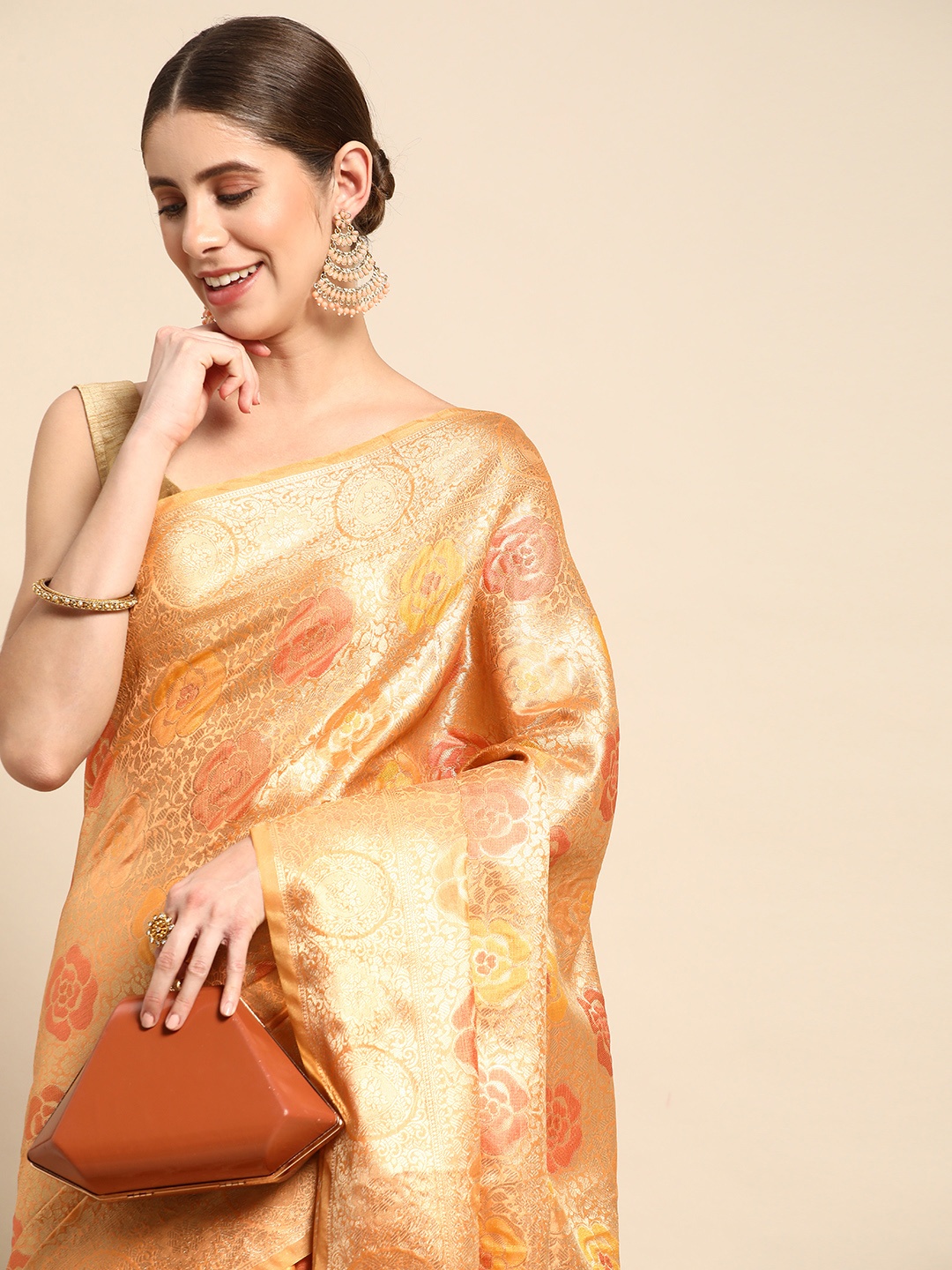 

Mitera Floral Zari Organza Kanjeevaram Saree, Peach