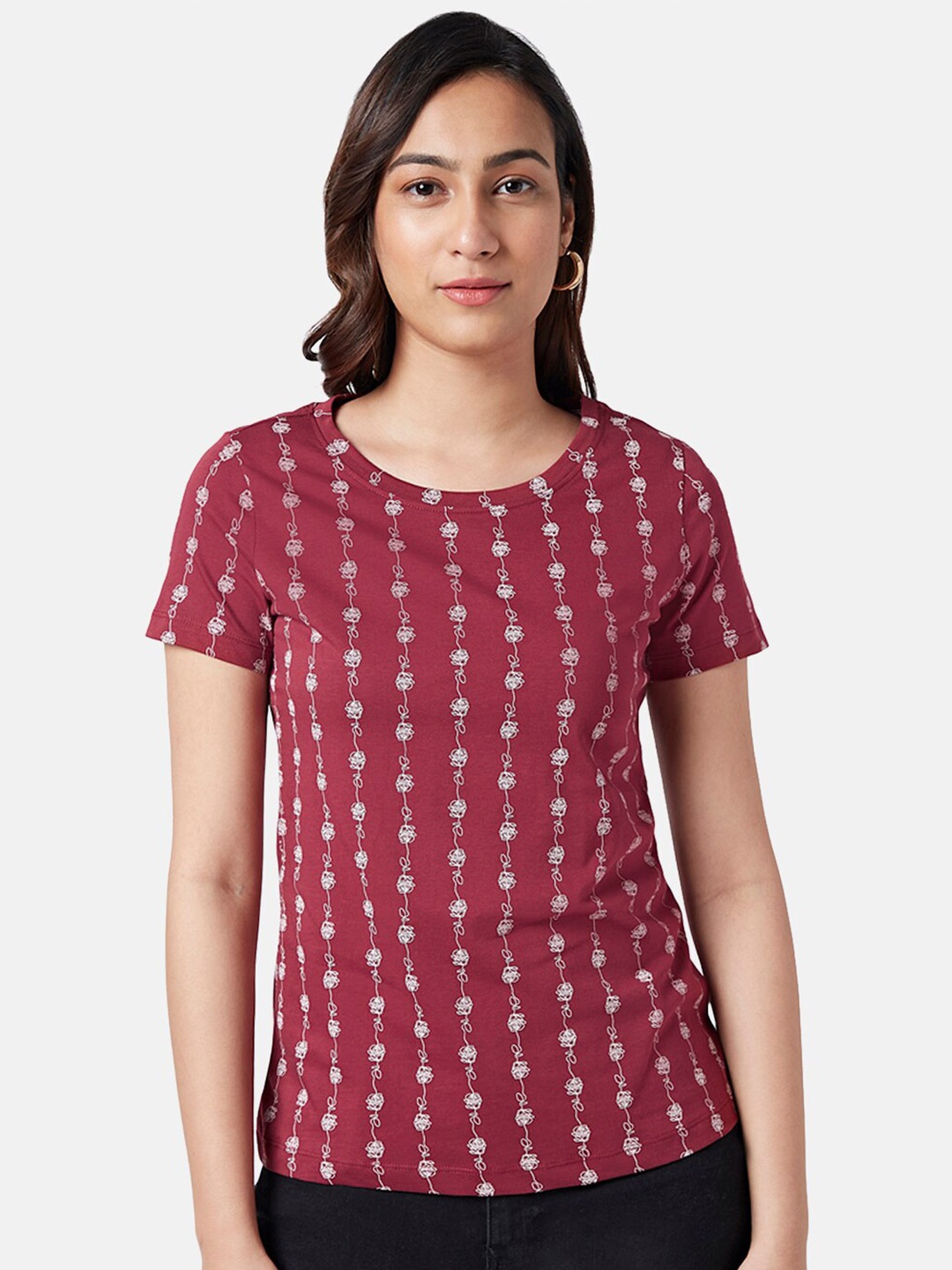 

Honey by Pantaloons Round Neck Conversational Printed Cotton T-shirt, Maroon
