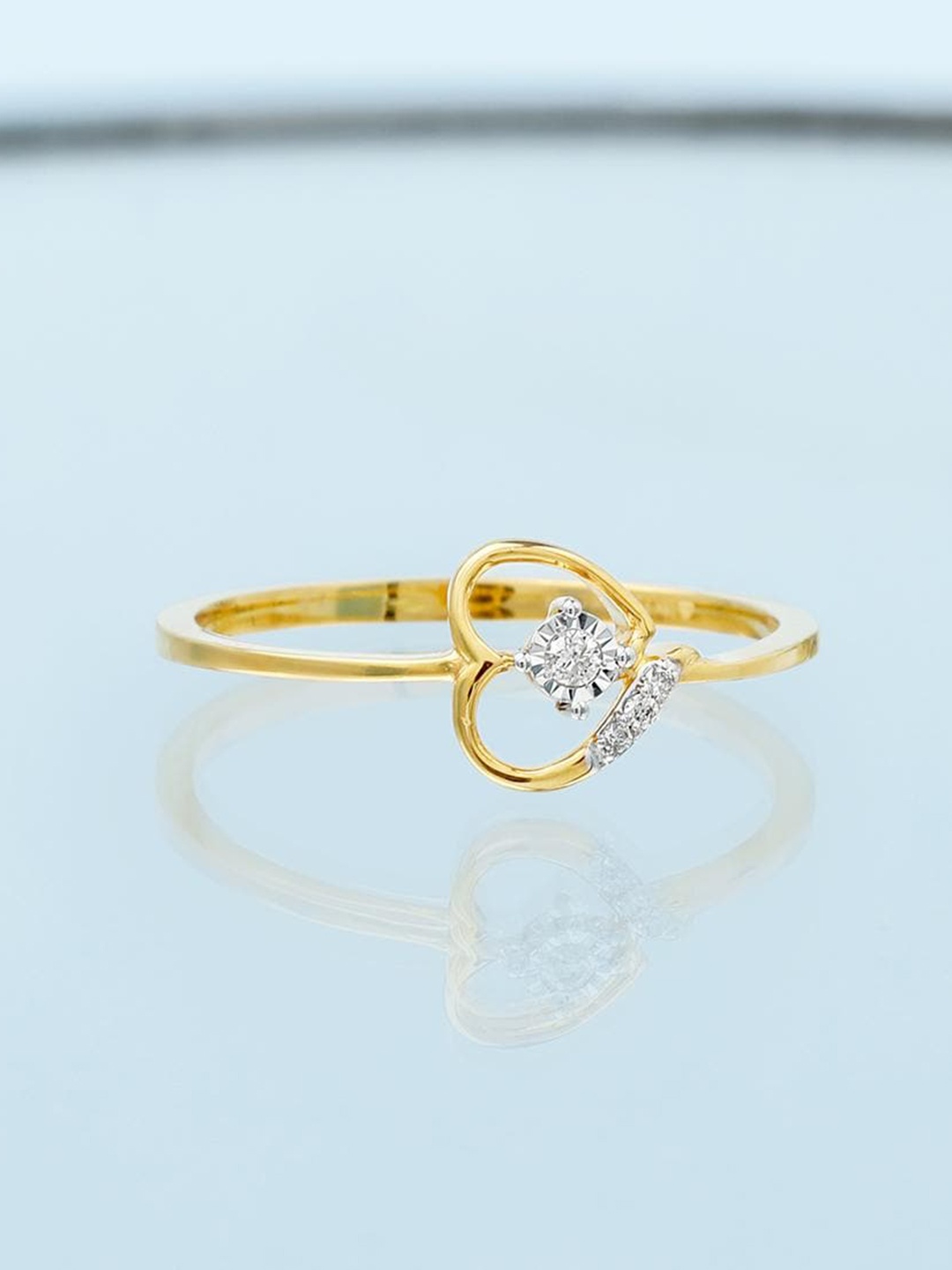 

CANDERE A KALYAN JEWELLERS COMPANY 18KT Gold Diamond Finger Ring-1.97 g, Yellow