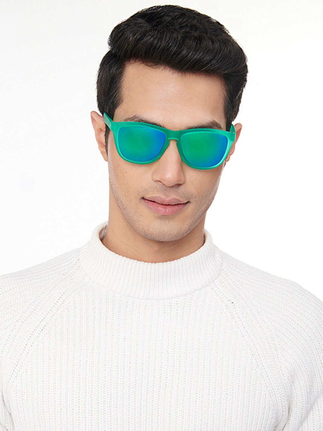 

Vincent Chase Lens & Wayfarer Sunglasses With Polarised & UV Protected Lens, Blue