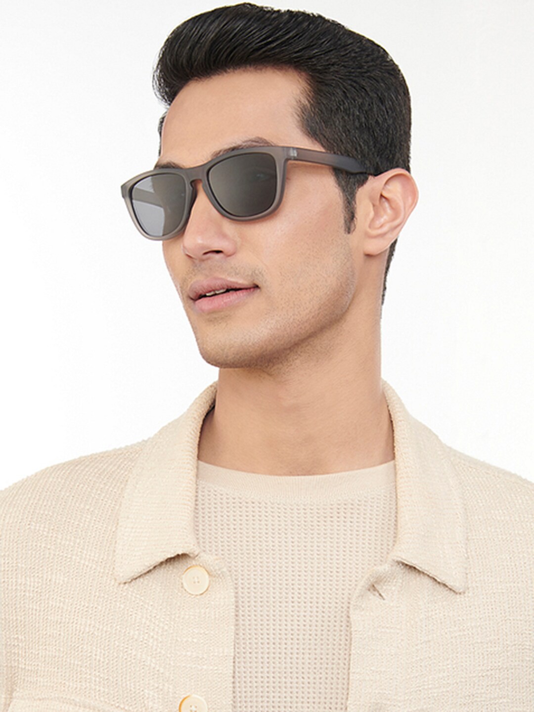 

Vincent Chase Lens & Wayfarer Sunglasses With Polarised & UV Protected Lens, Grey