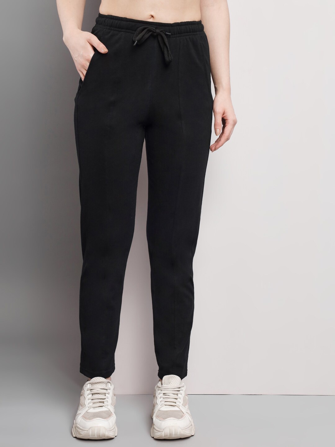 

Q-rious Women Regular Fit Mid-Rise Pure Cotton Track Pants, Black