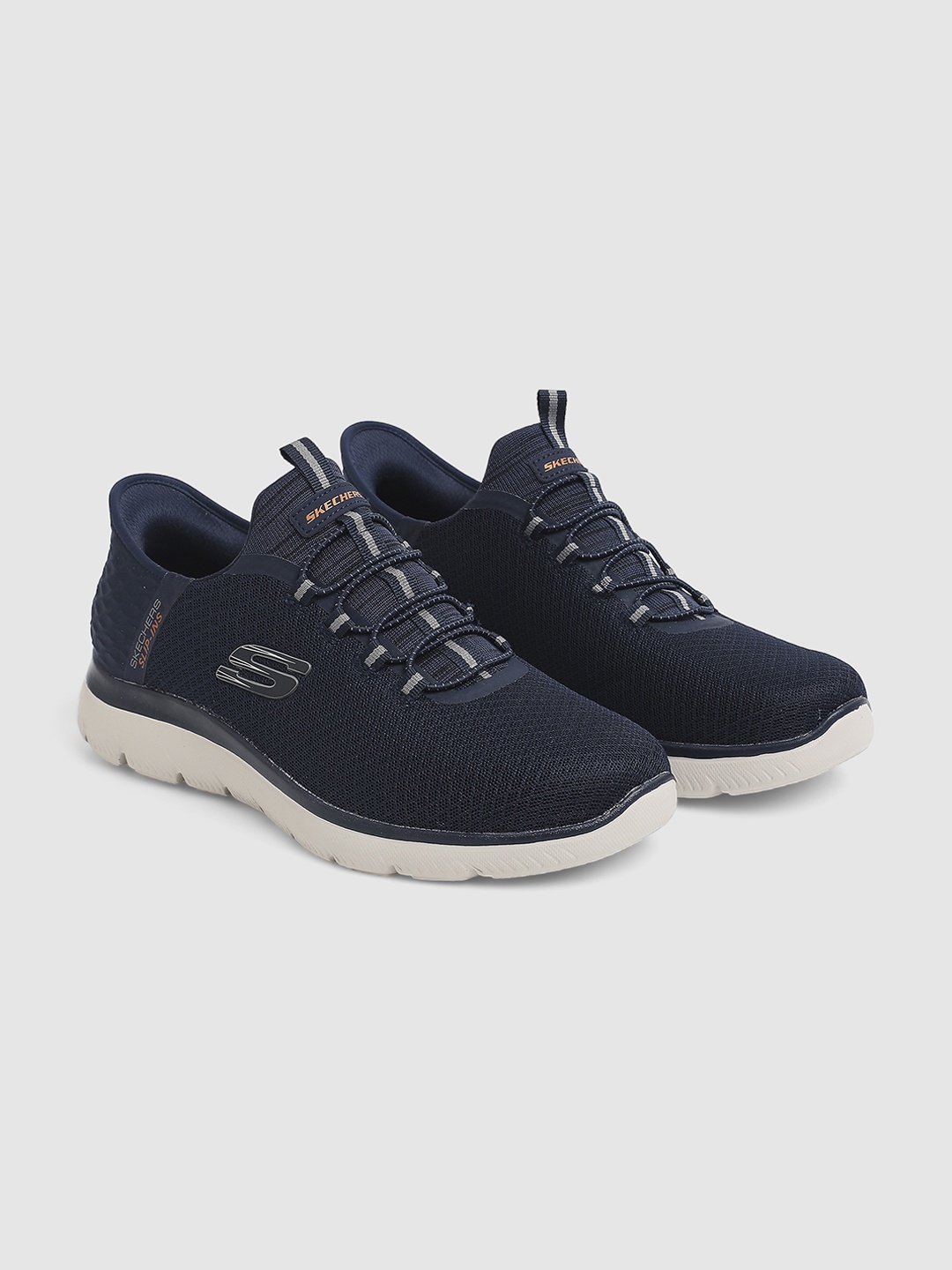 

Skechers Men SUMMITS - HIGH RANGE Woven-Design Sneakers, Navy blue