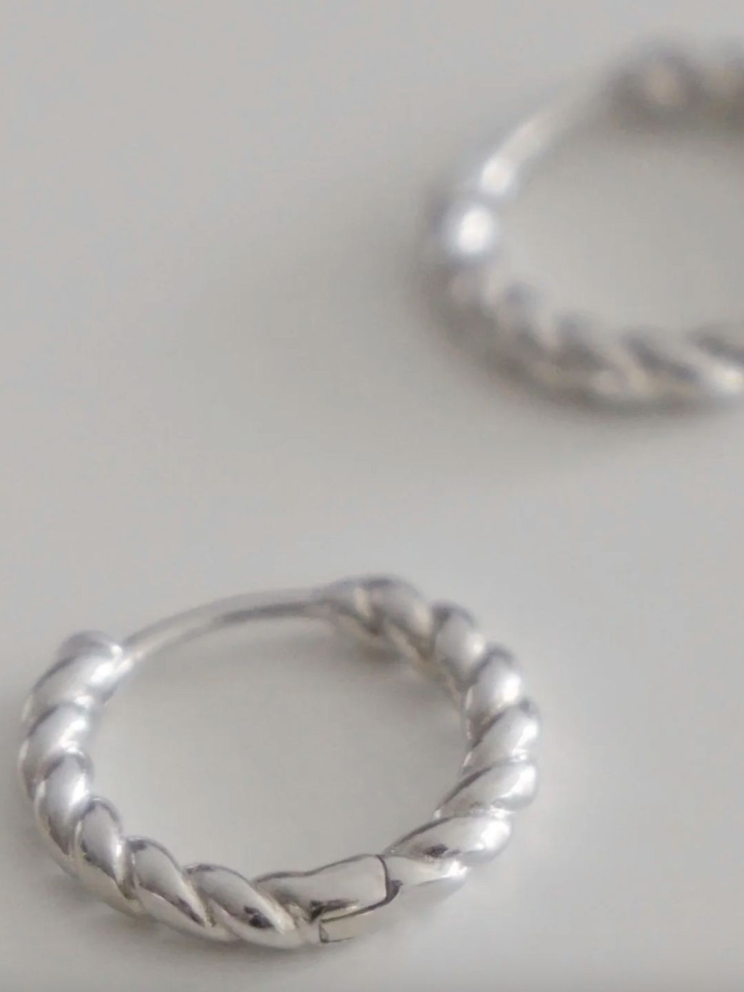 

Mueras Silver-Plated Circular Hoop Earrings
