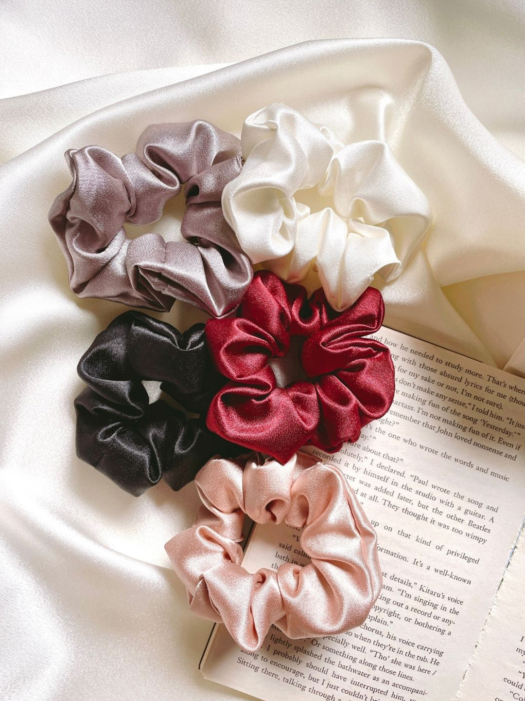 

Mueras Women Set Of 5 Silk Satin Scrunchies, Red
