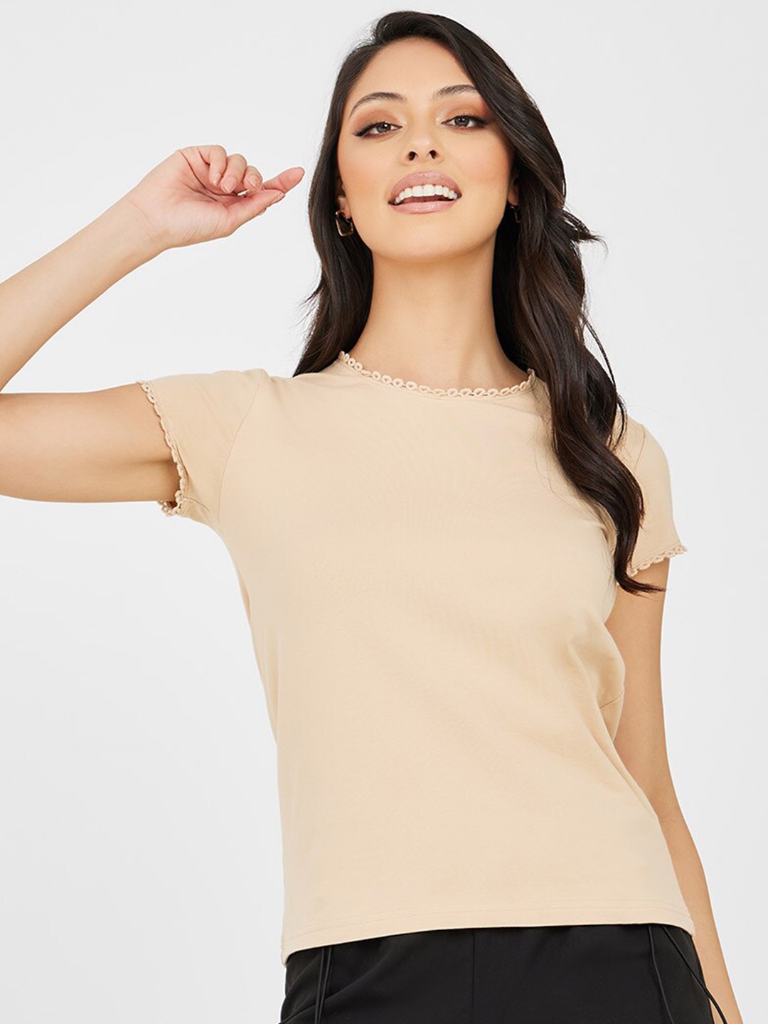 

Styli Women Beige Slim Fit T-shirt