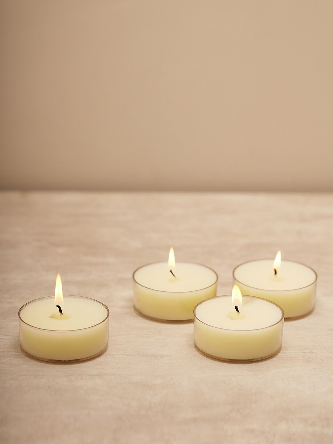 

Pure Home and Living Antique Lace White 4-Pieces Tea Light Candles