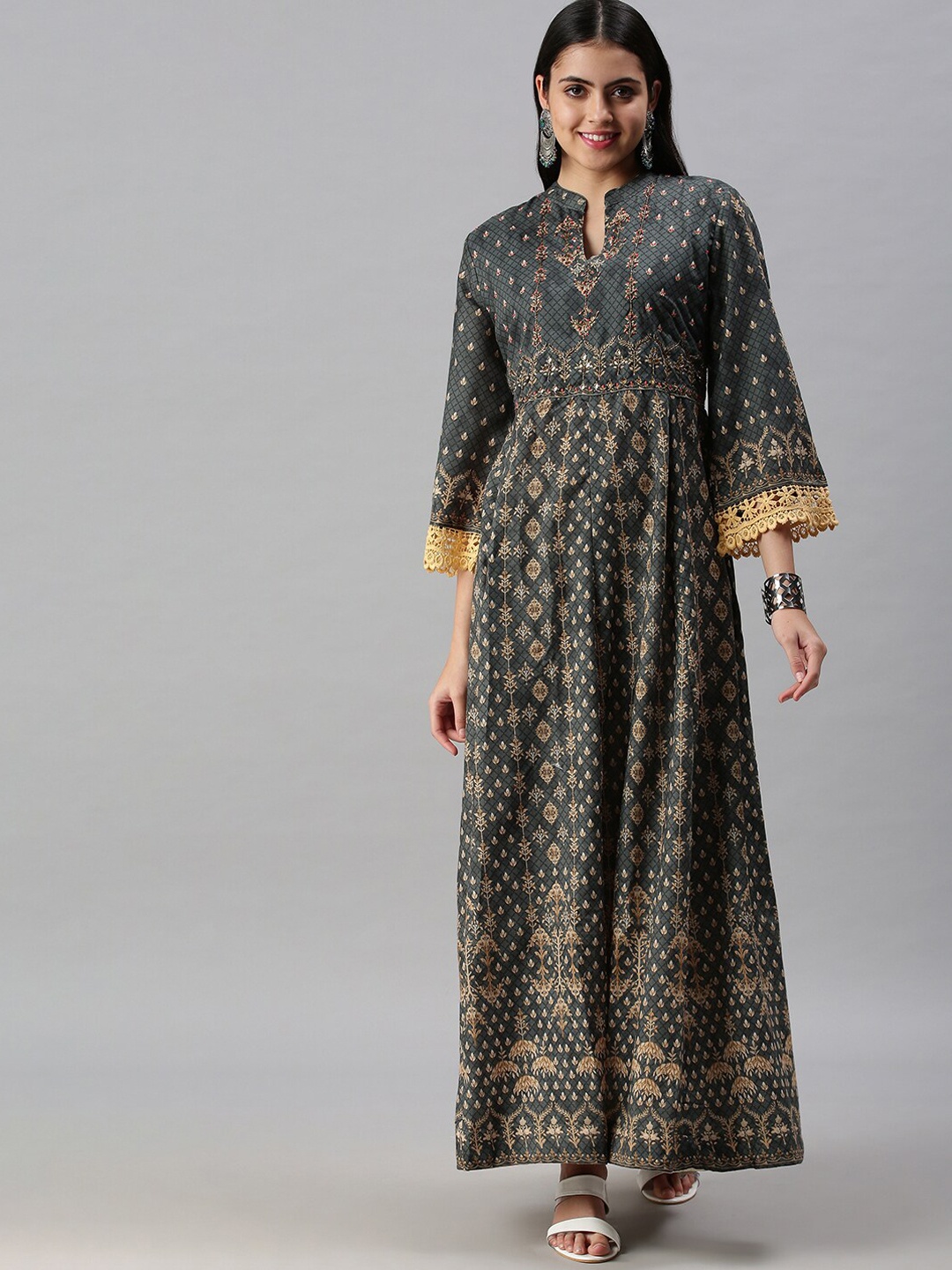 

SHOWOFF Ethnic Motifs Printed Embellished Mandarin Collar A-Line Dress, Green