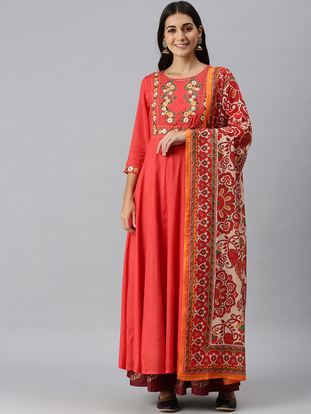 

SHOWOFF Floral Embroidered Sequinned Anarkali Kurta with Dupatta, Red