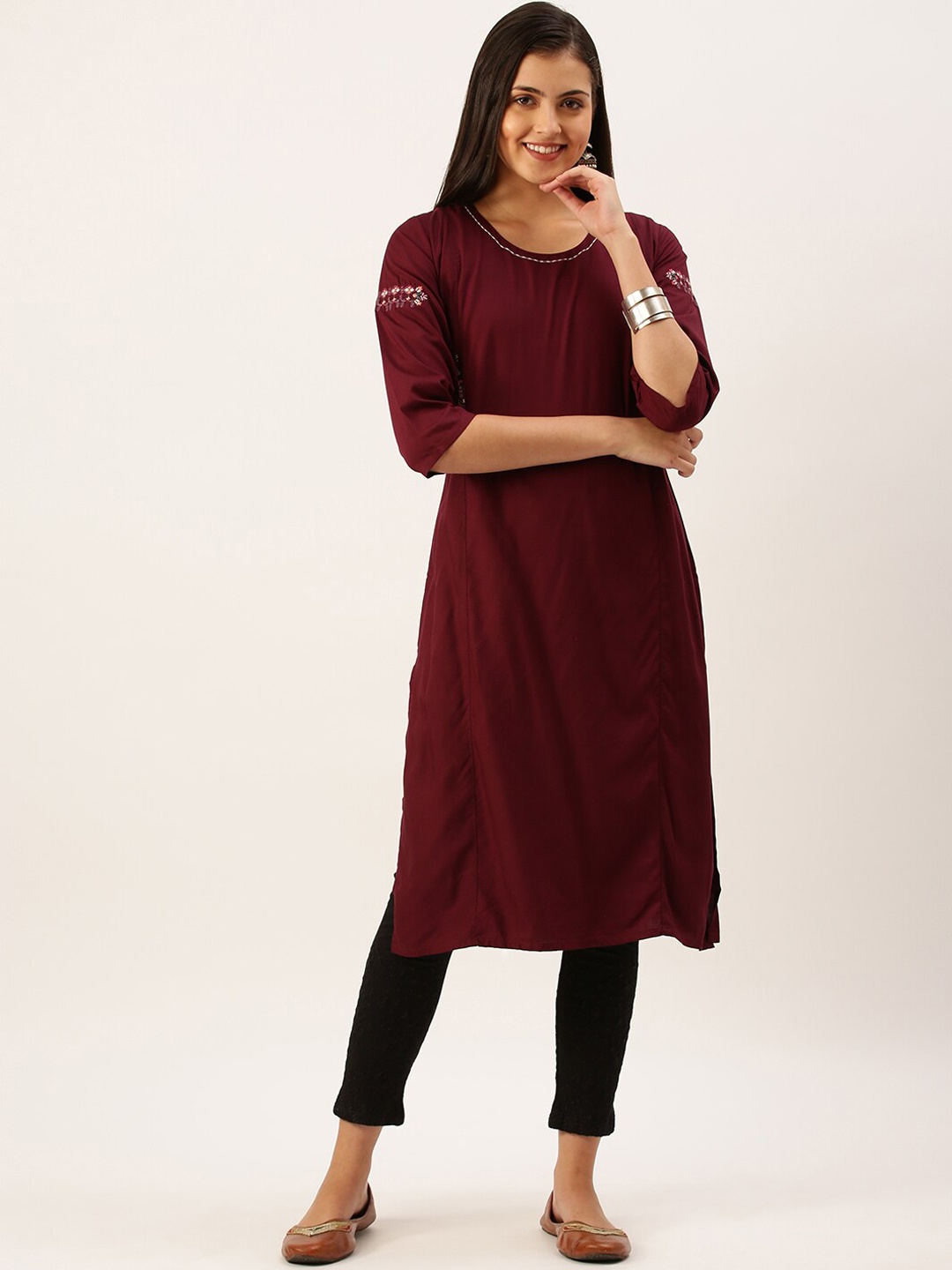 

SHOWOFF Floral Embroidered Thread Work Kurta, Magenta