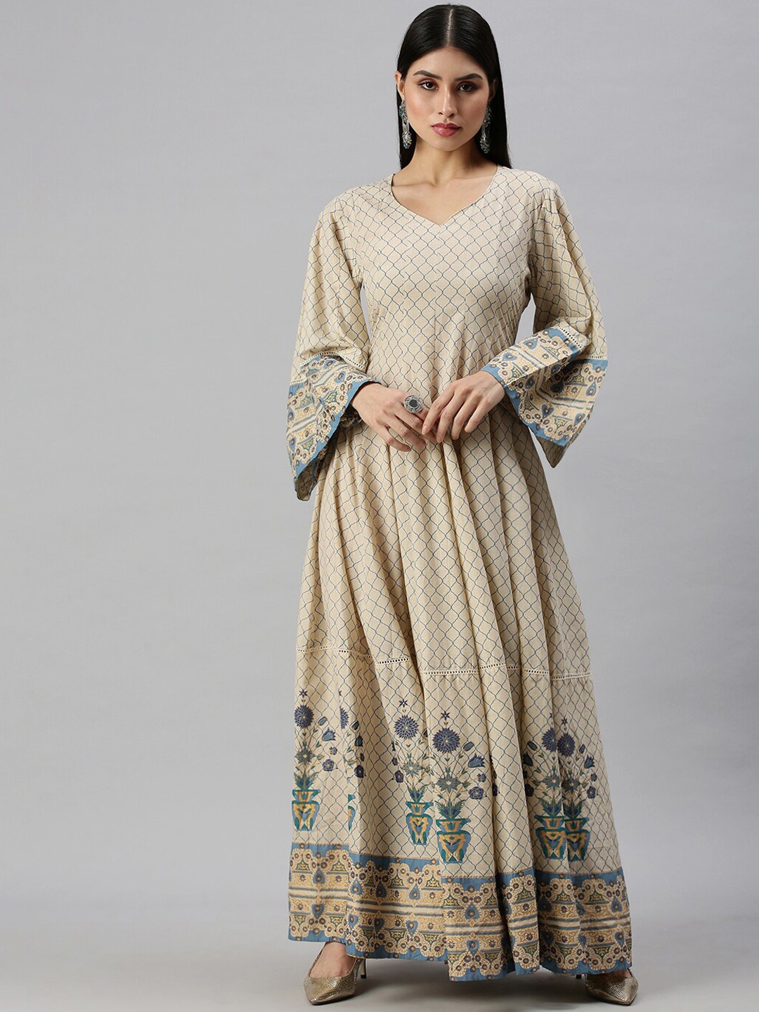 

SHOWOFF Ethnic Motifs Printed Flared Sleeves Panelled A-Line Kurta, Off white