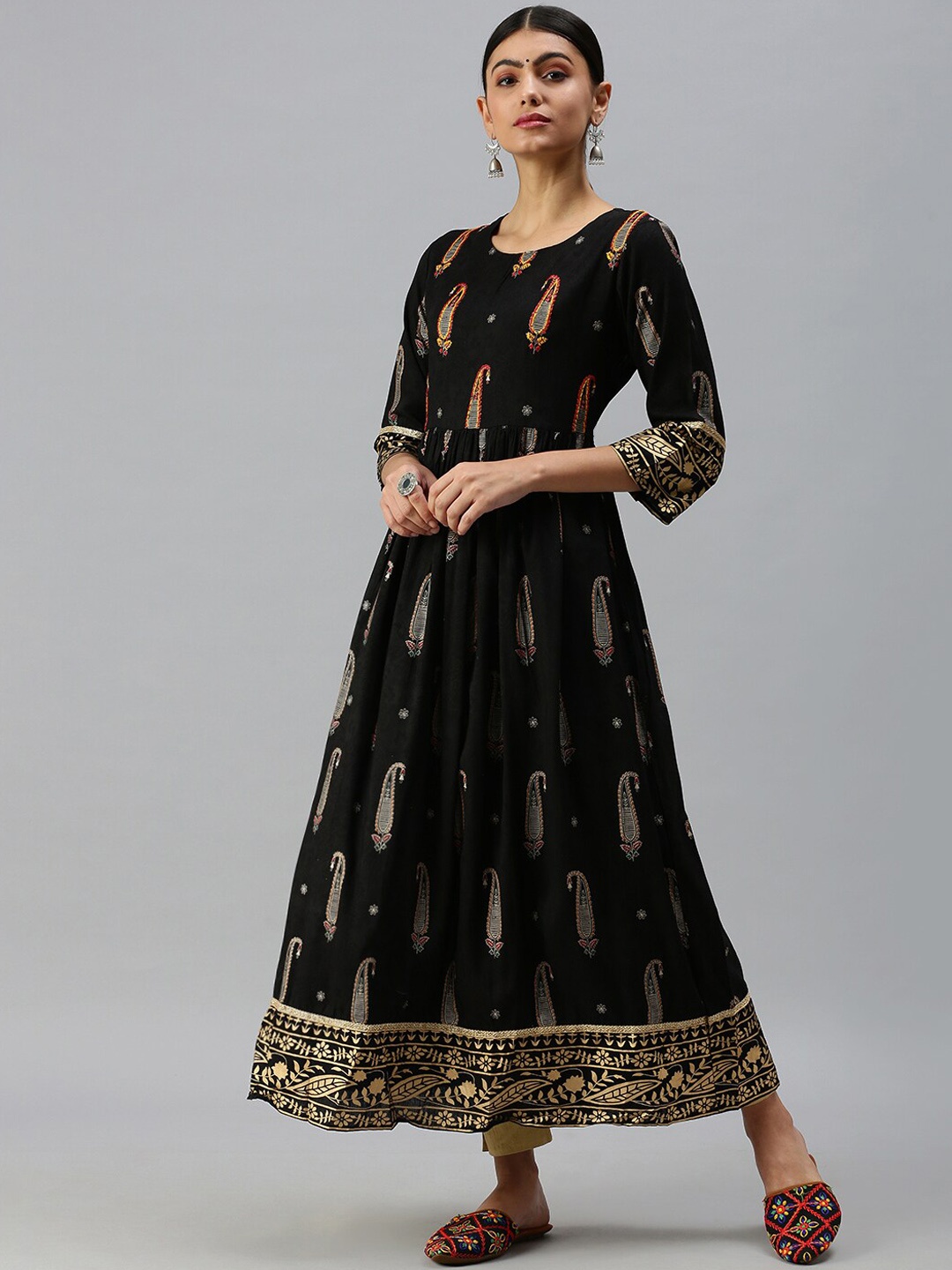 

SHOWOFF Ethnic Motifs Printed Thread Work Cotton Anarkali Kurta, Black