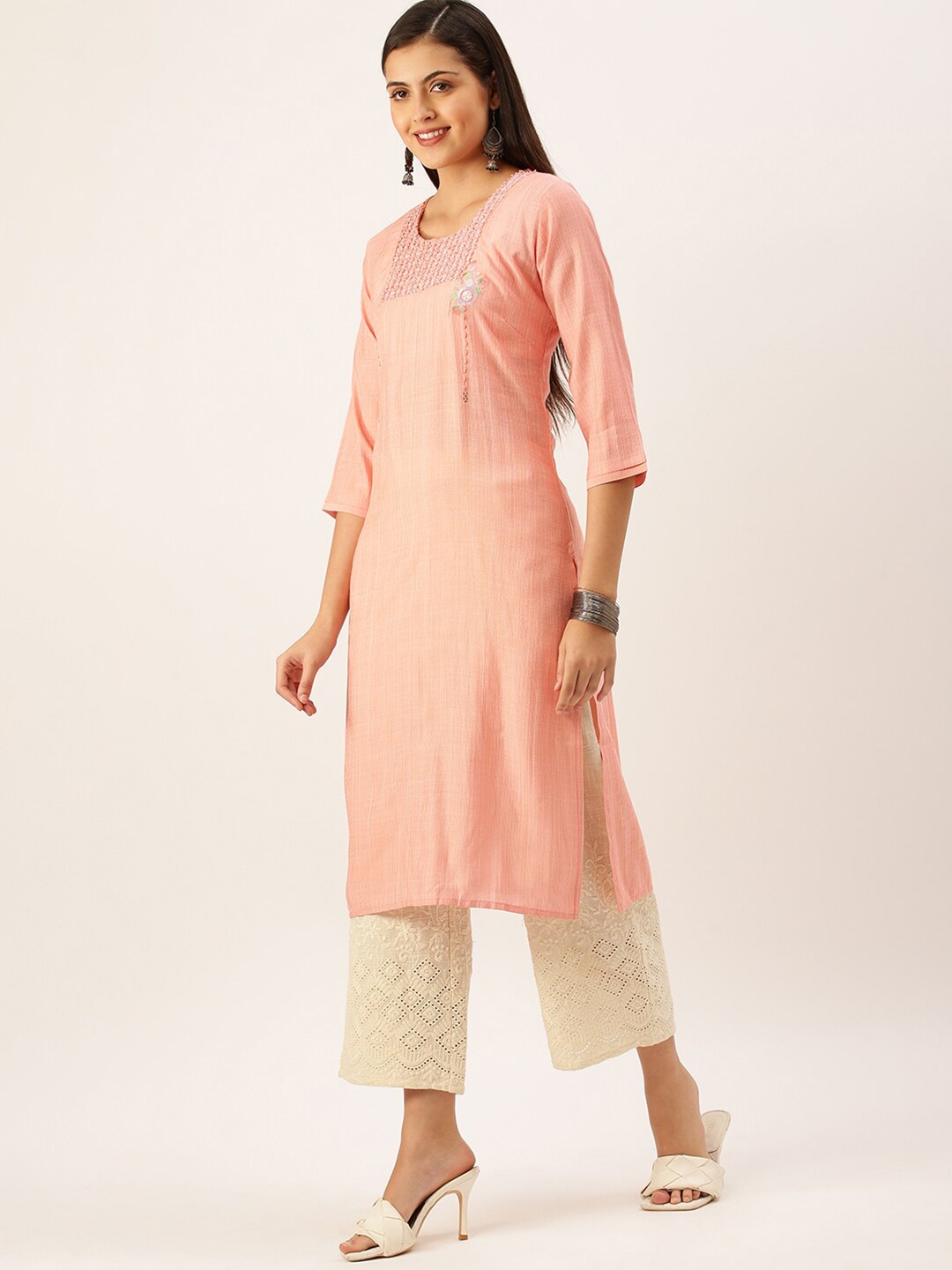 

SHOWOFF Floral Yoke Design Cotton straight Kurta, Peach