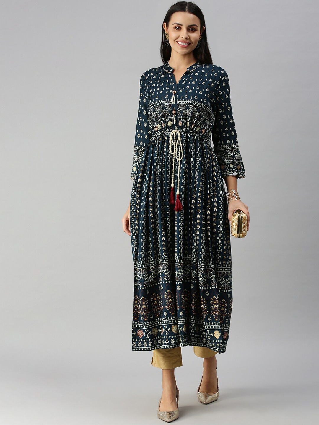 

SHOWOFF Ethnic Motifs Printed Mandarin Collar Cotton A-Line Kurta, Green