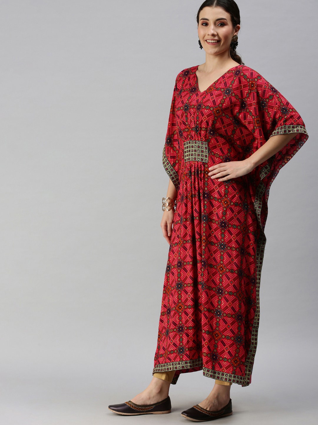 

SHOWOFF Ethnic Motifs Printed Sequinned Kaftan Kurta, Pink