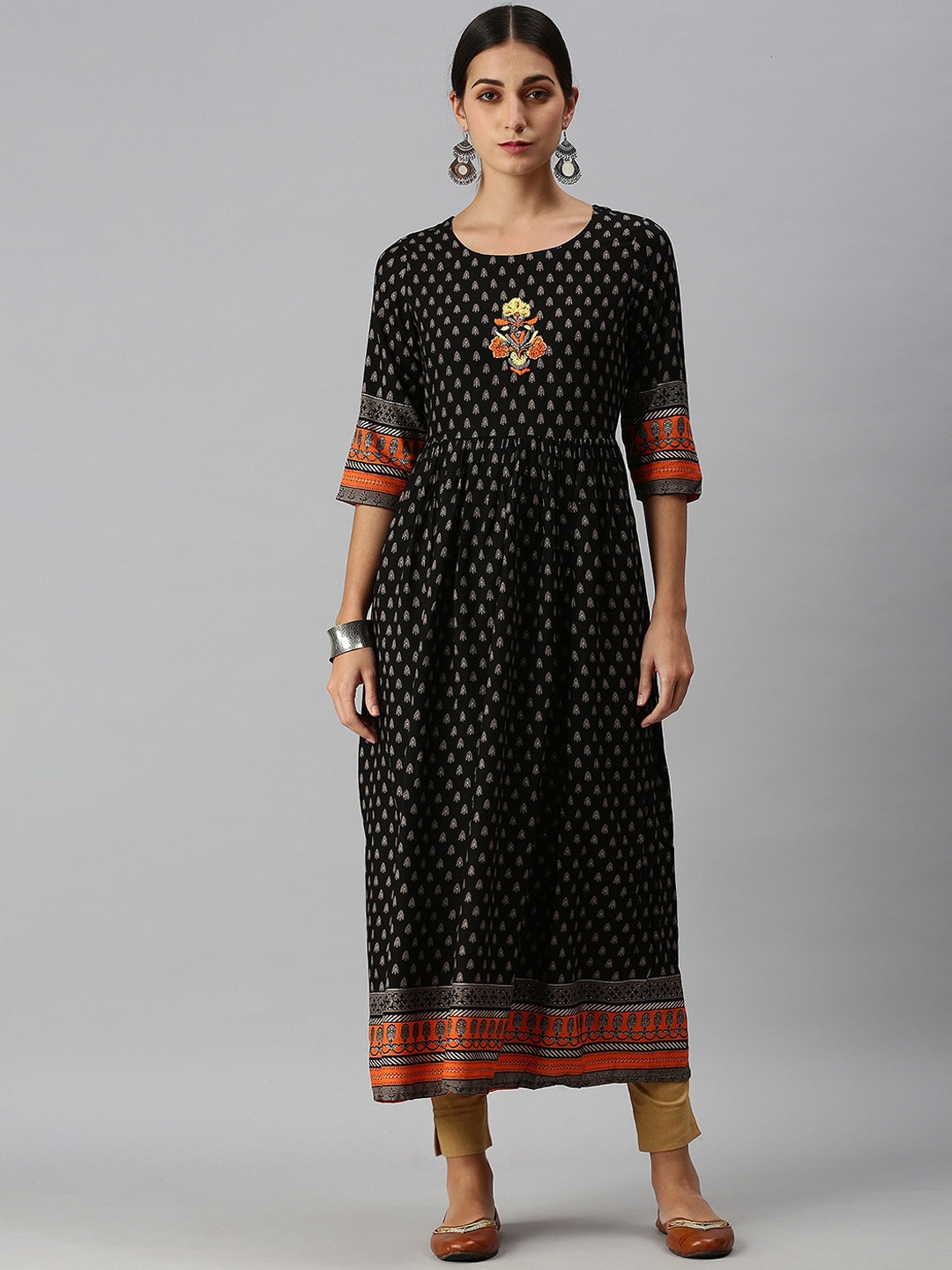 

SHOWOFF Ethnic Motifs Printed Thread Work Cotton Anarkali Kurta, Black