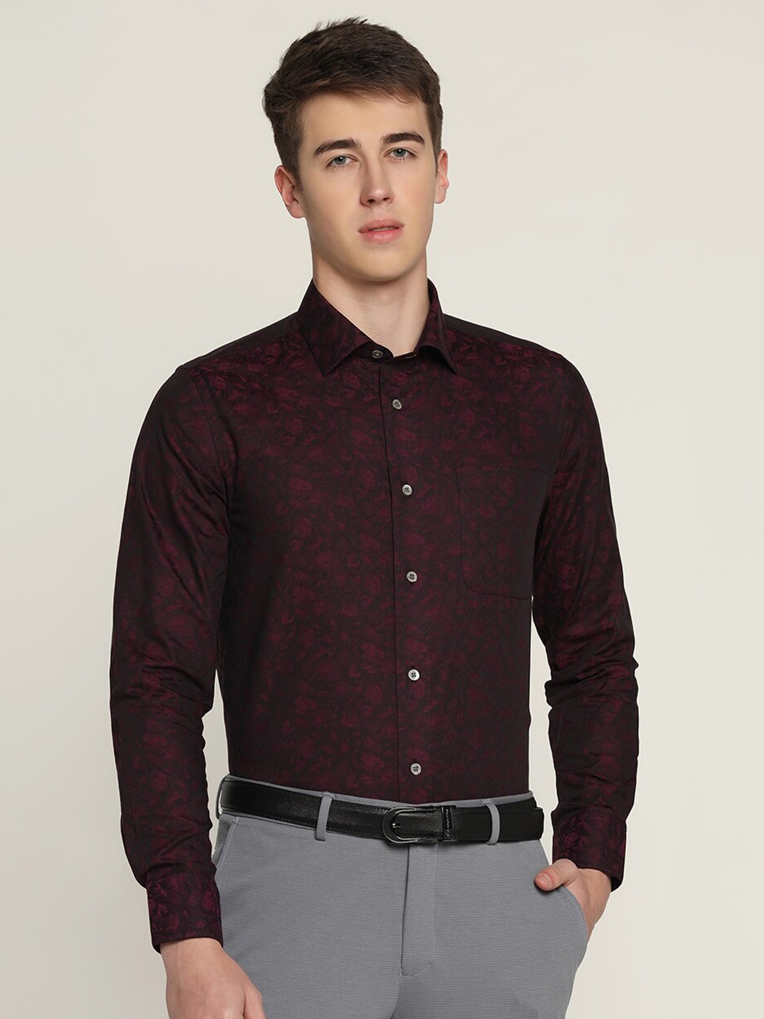 Blackberrys Men Luxe Slim Fit Formal Shirt, Burgundy