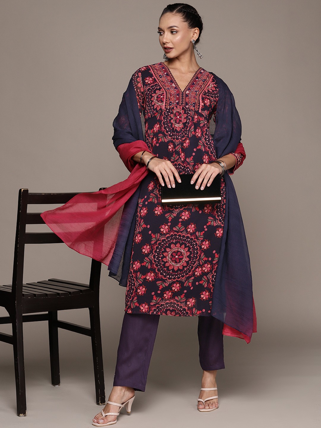 

aarke Ritu Kumar Floral Printed Regular Kurta With Trousers & Dupatta, Navy blue