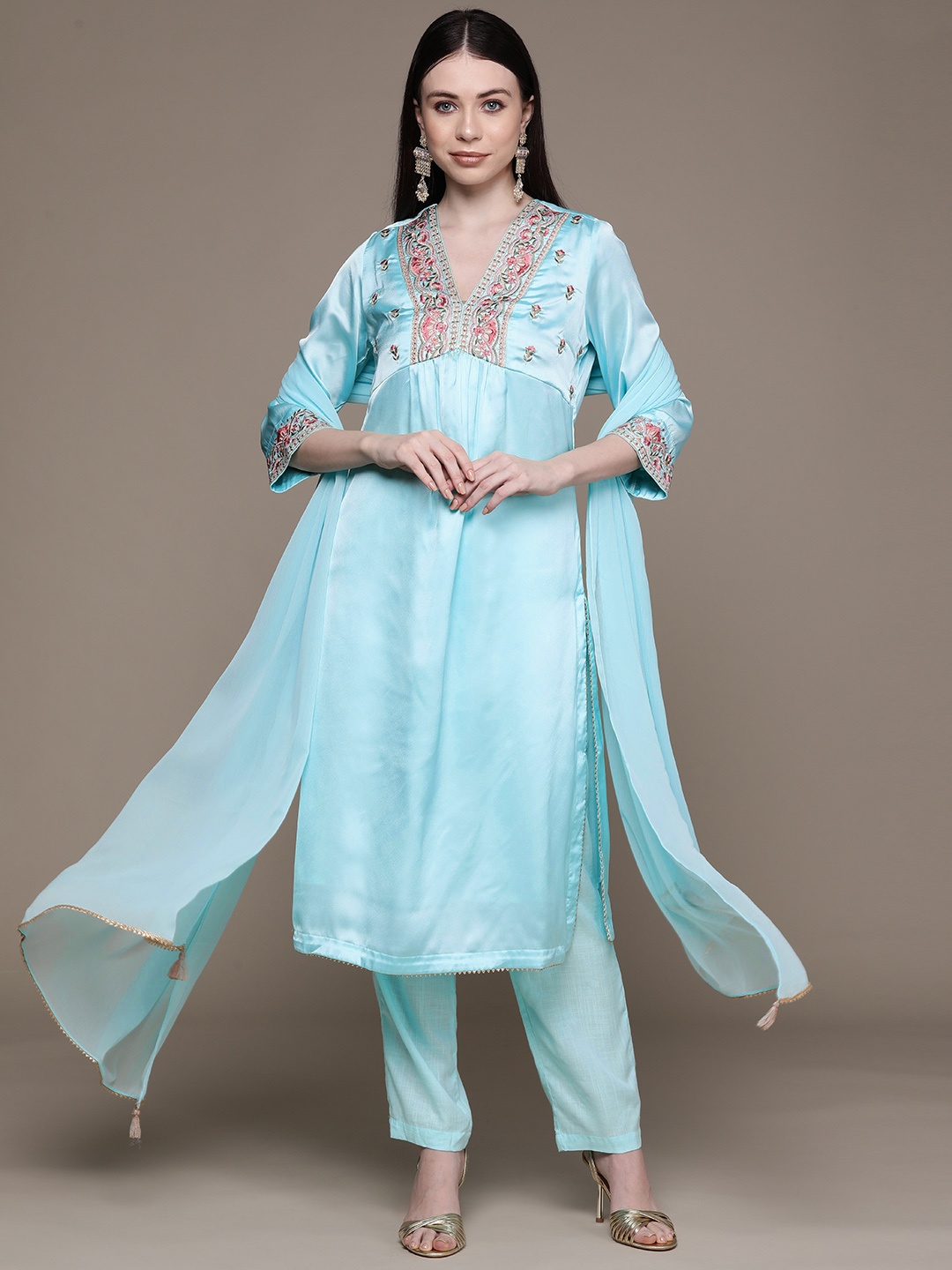 

aarke Ritu Kumar Women Floral Embroidered Gotta Patti Kurta with Trousers & With Dupatta, Blue