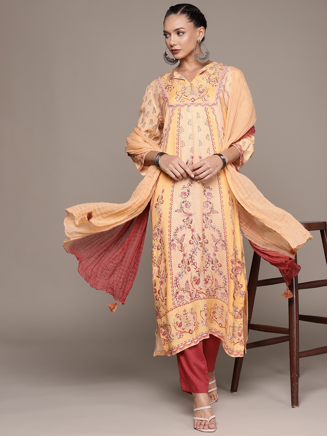 

aarke Ritu Kumar Floral Printed Regular Kurta With Trousers & Dupatta, Yellow