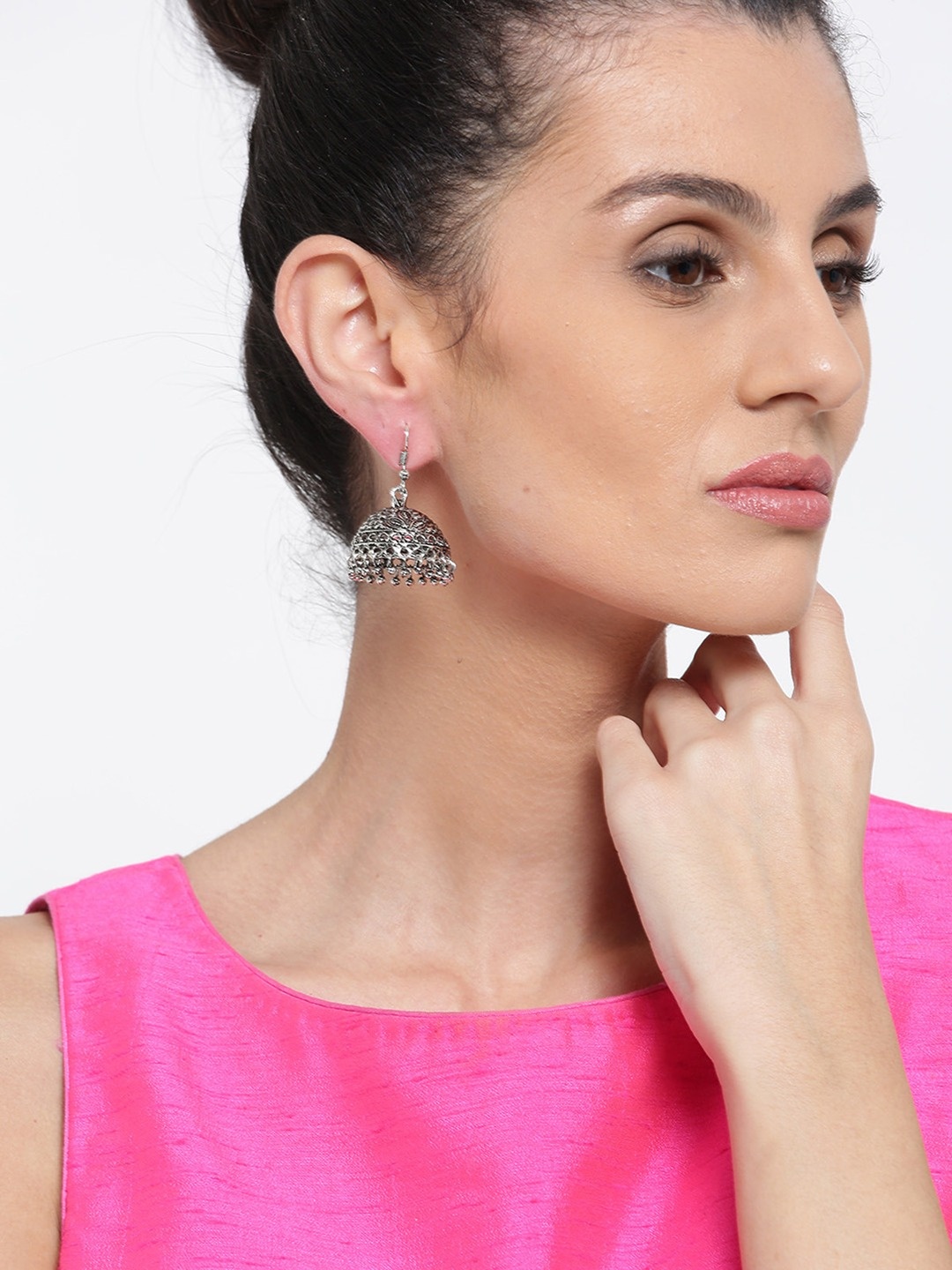 

Zaveri Pearls Oxidised Silver-Plated Jhumkas