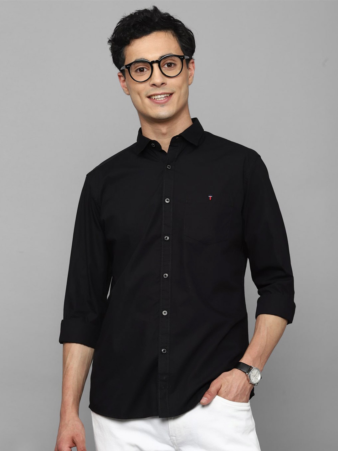 

Louis Philippe Jeans Men Long Sleeves Pure Cotton Slim Fit Casual Shirt, Black