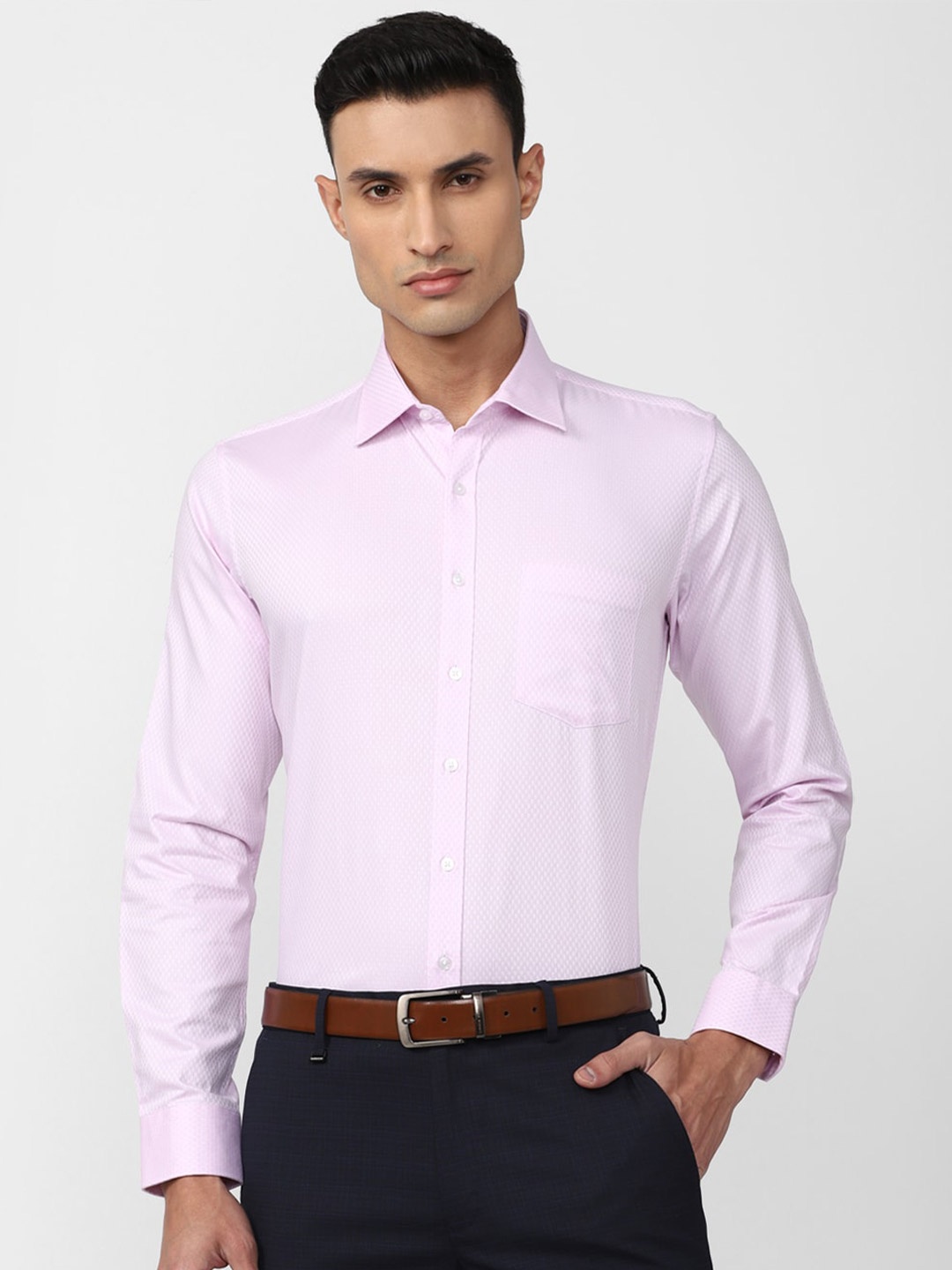 

Van Heusen Slim Fit Opaque Formal Shirt, Purple