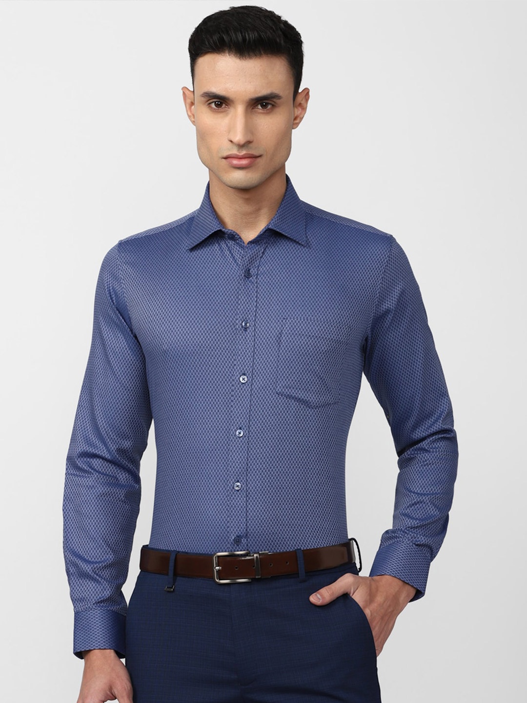 

Van Heusen Slim Fit Opaque Formal Shirt, Blue