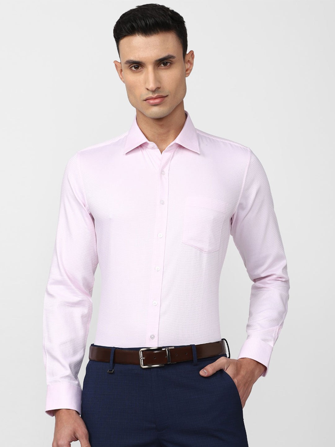 

Van Heusen Slim Fit Opaque Formal Shirt, Pink