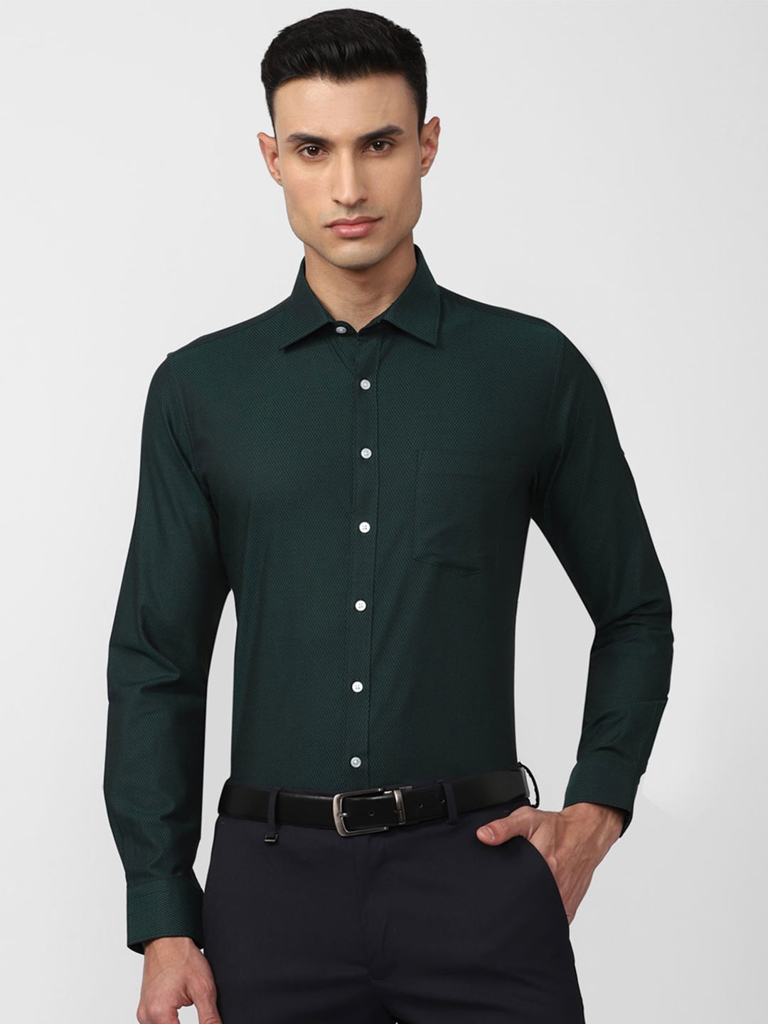 

Van Heusen Slim Fit Opaque Formal Shirt, Green