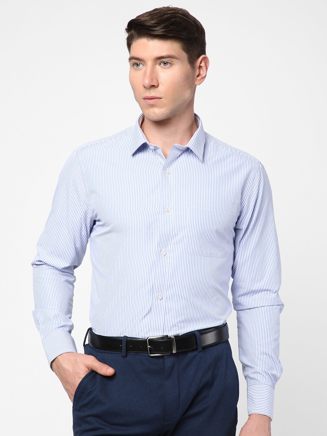 

R&B Pinstriped Spread Collae Formal Shirt, Blue