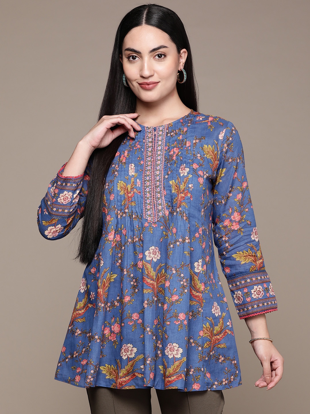 

Ritu Kumar Floral Printed Pure Cotton Pleated Kurti, Blue