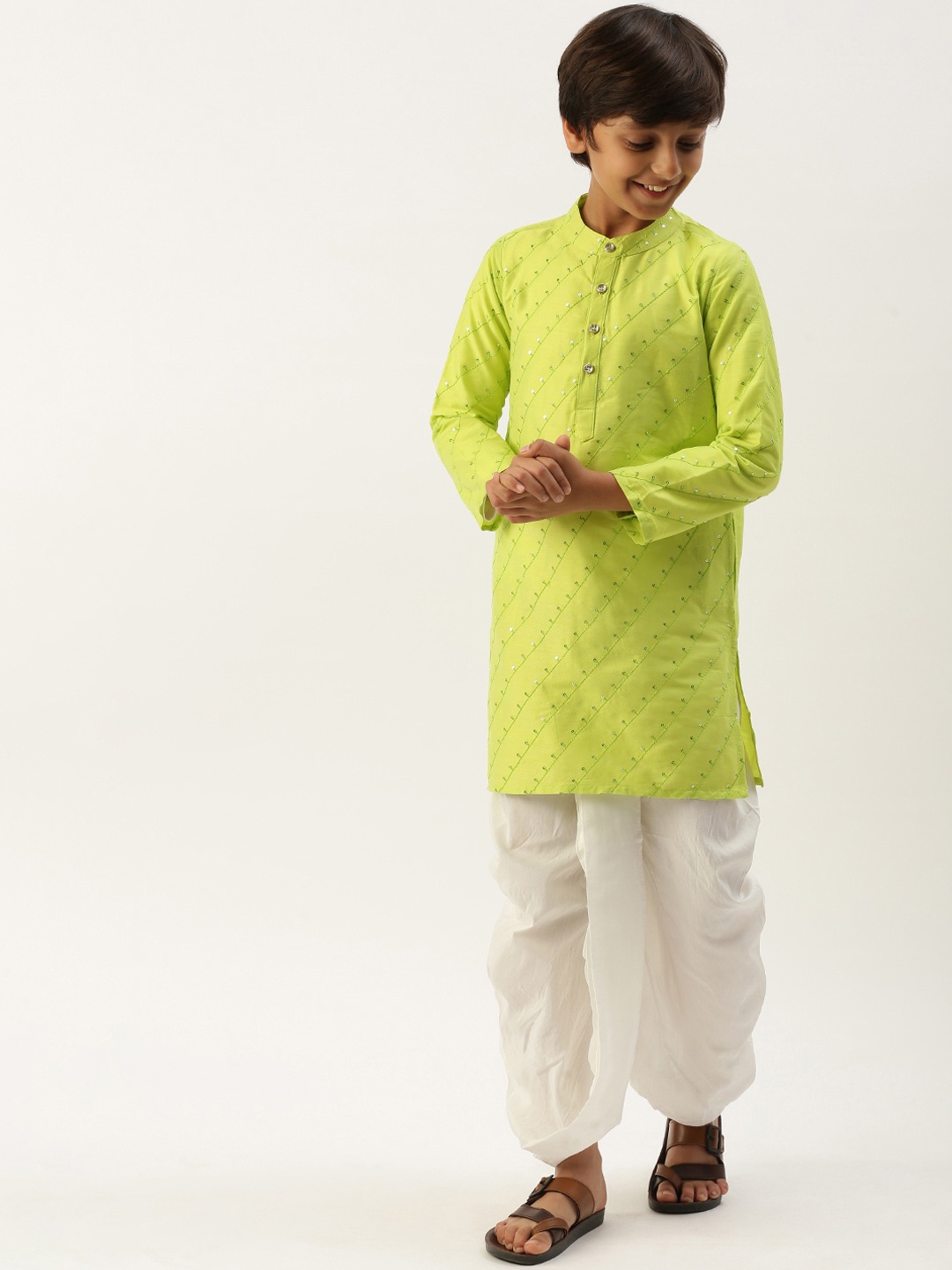 

PIPIN Boys Embellished Mandarin Collar Sequinned Kurta, Green