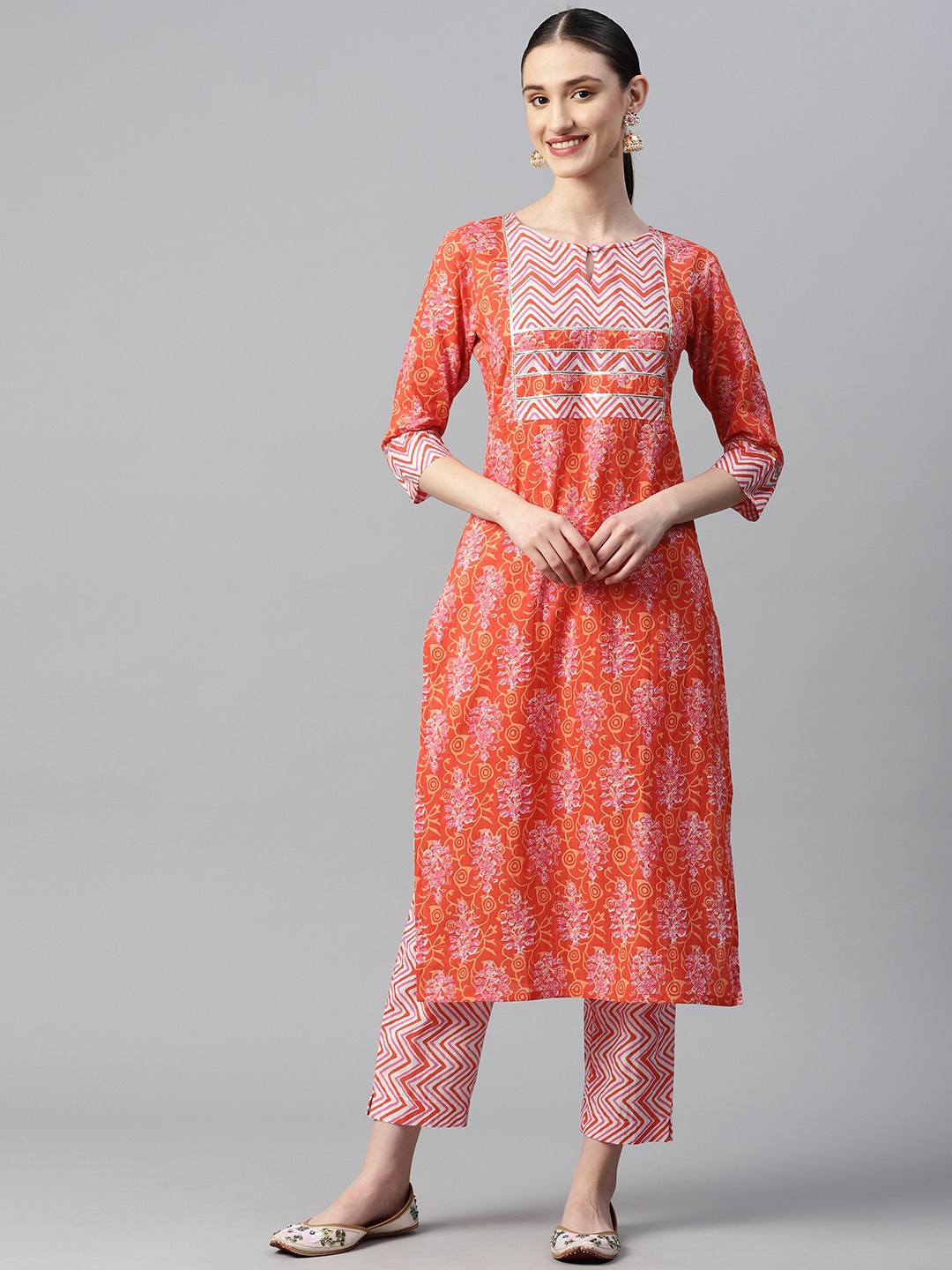 

Indibelle Ethnic Motifs Printed Keyhole Neck Screen Print Gotta PattI Pure Cotton Kurta, Orange